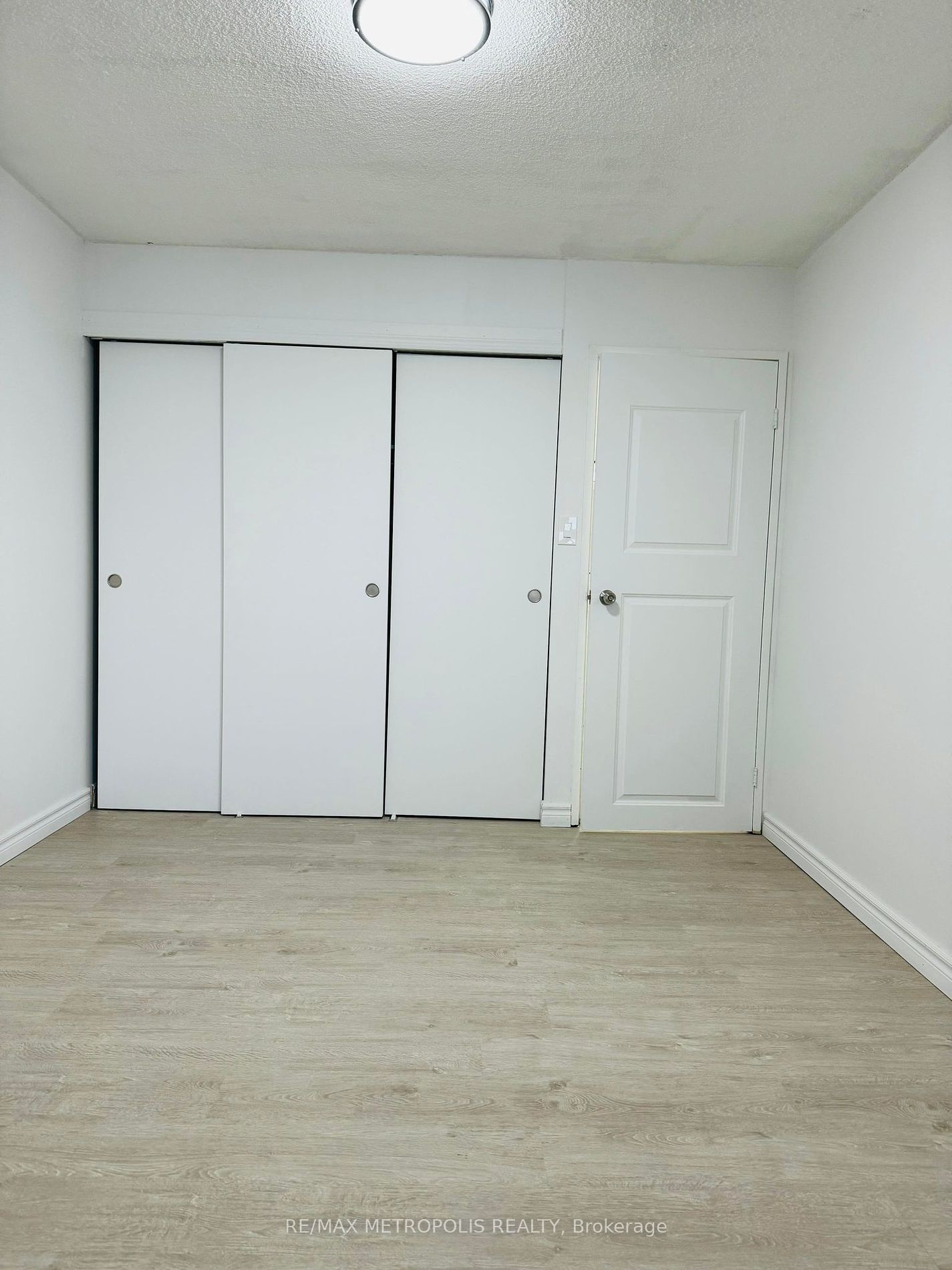 238 Albion Rd, #1409