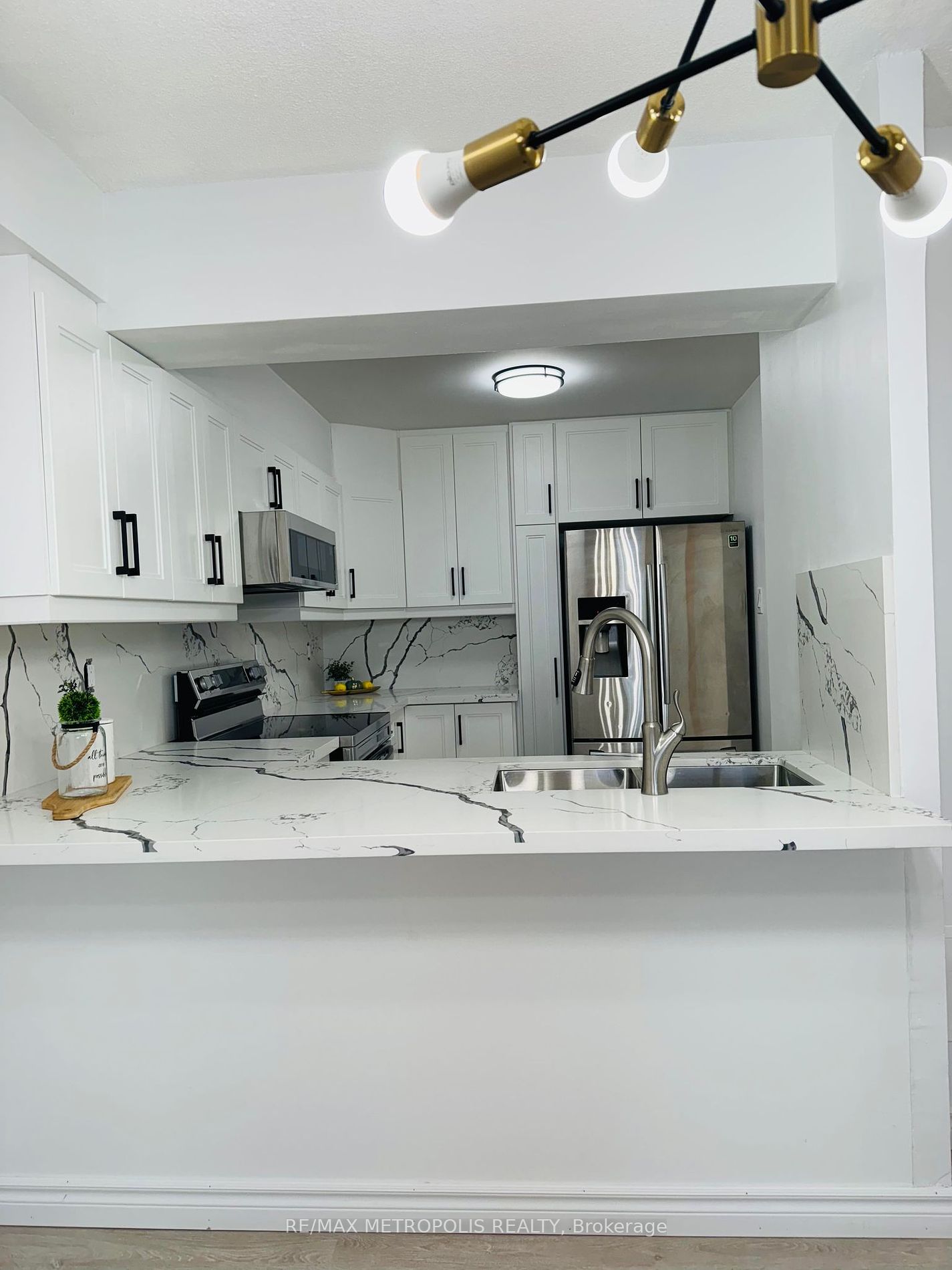 238 Albion Rd, #1409