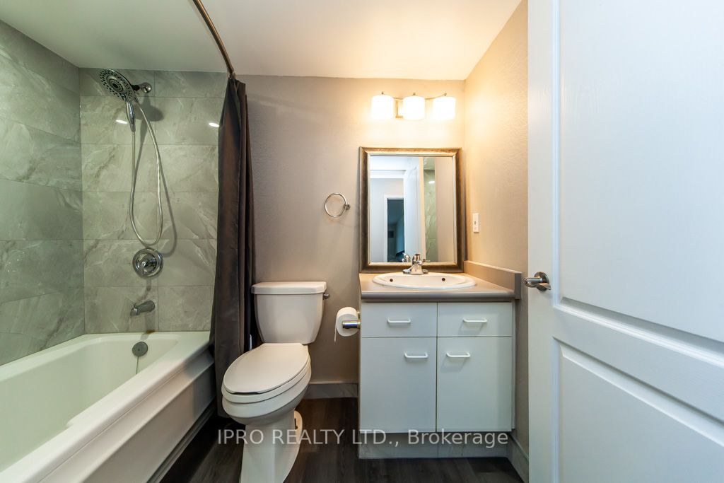 1276 Maple Crossing Blvd, #607