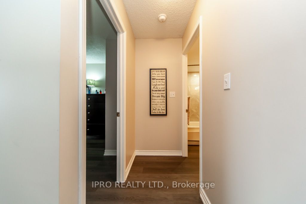 1276 Maple Crossing Blvd, #607