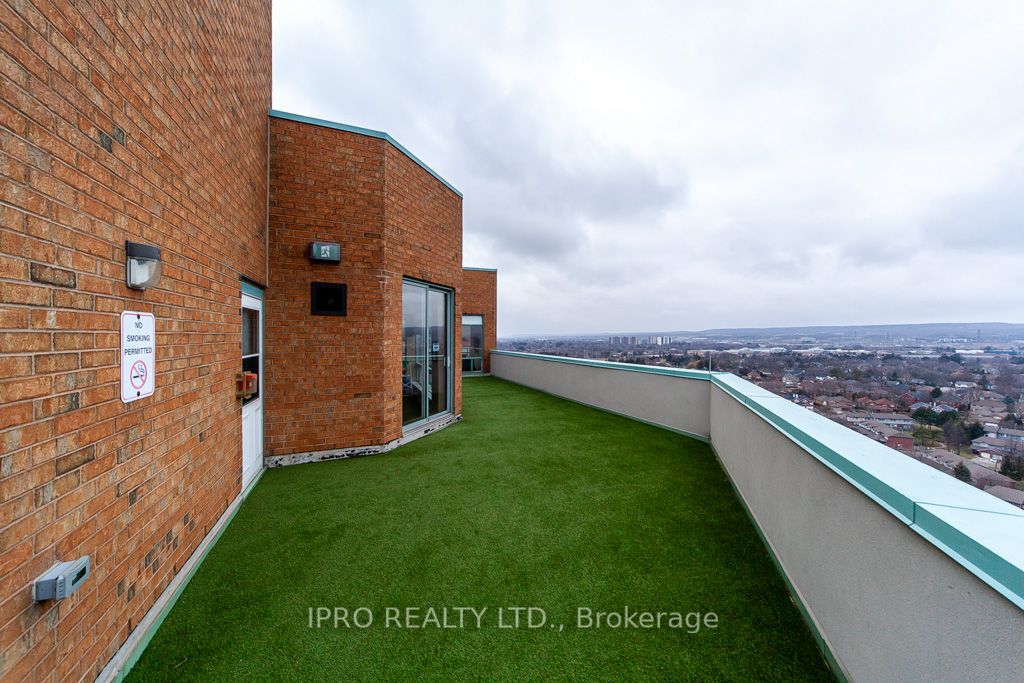 1276 Maple Crossing Blvd, #607