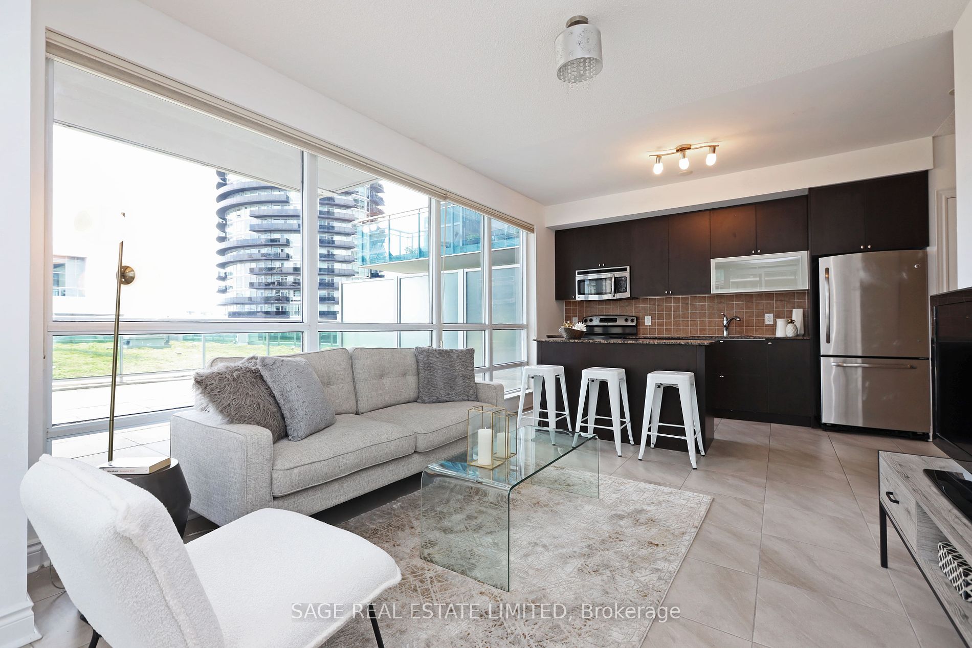 16 Brookers Lane, #409