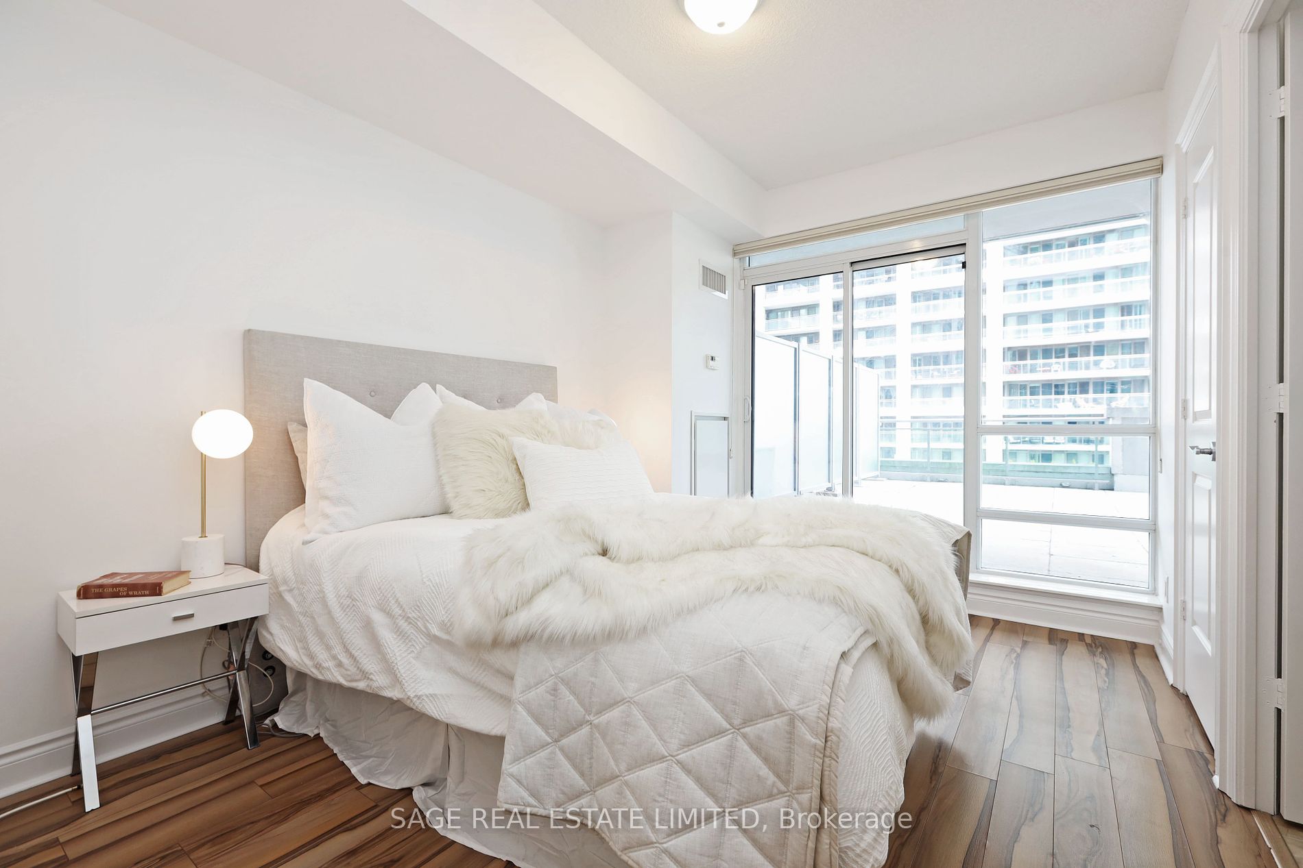 16 Brookers Lane, #409