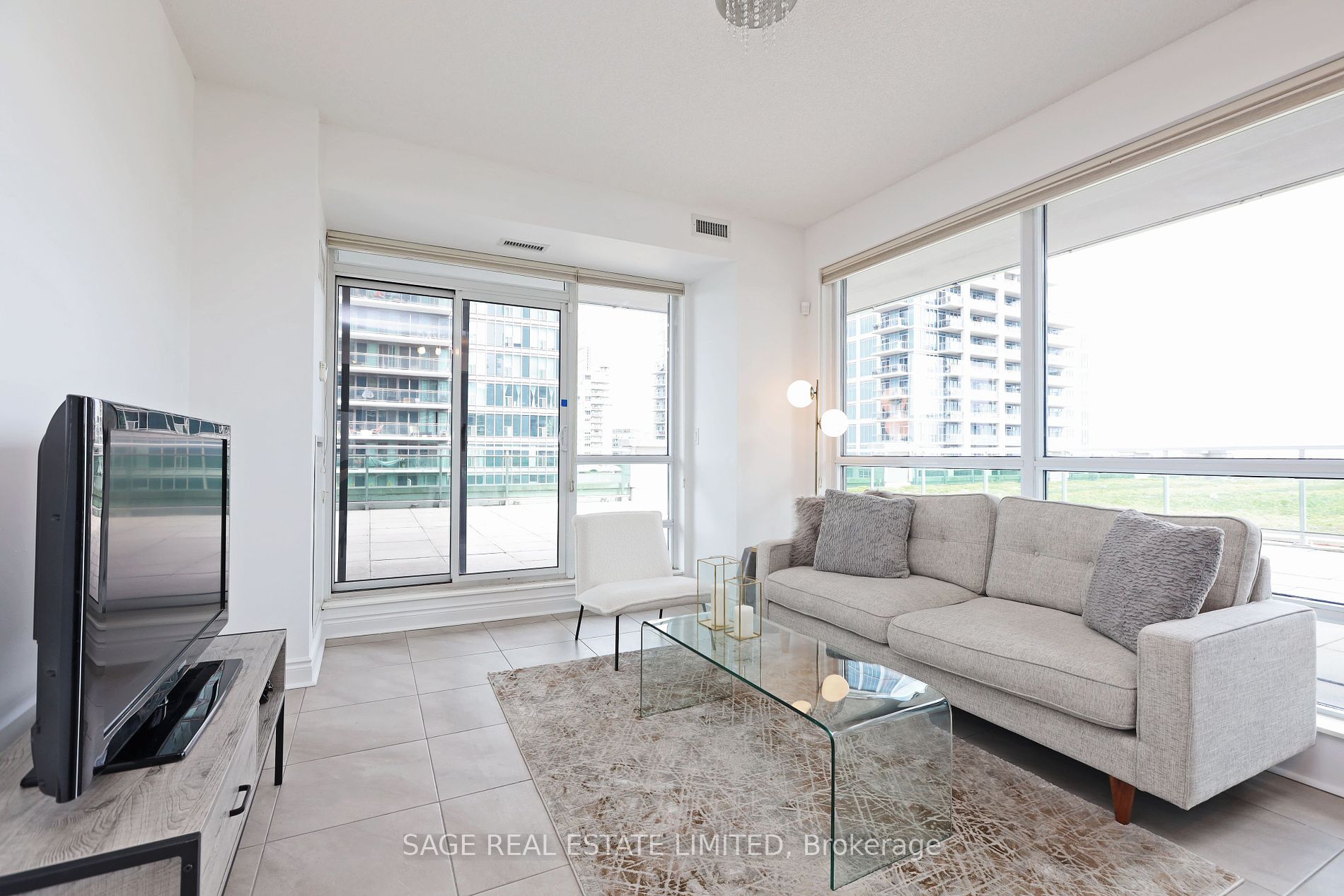 16 Brookers Lane, #409