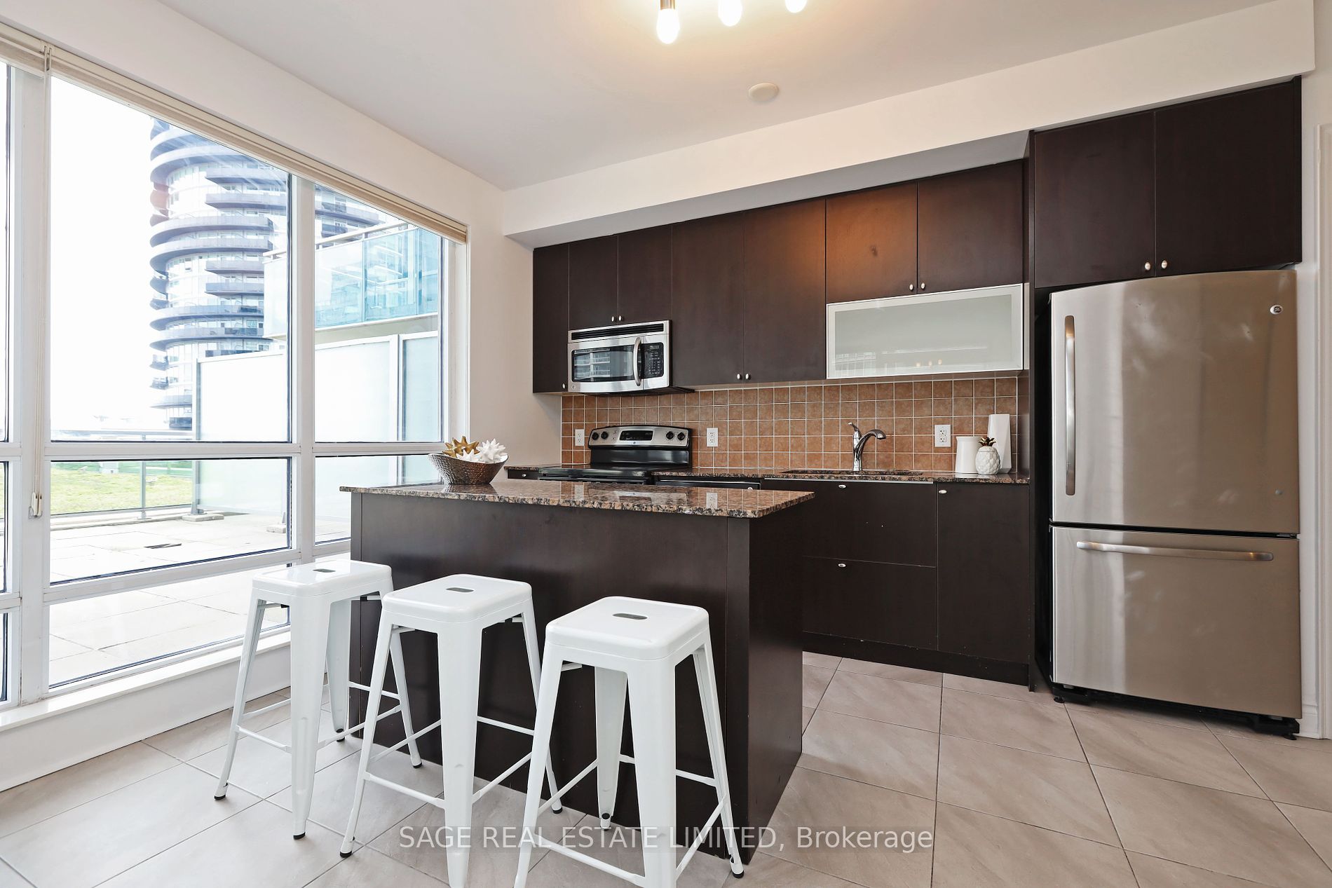 16 Brookers Lane, #409