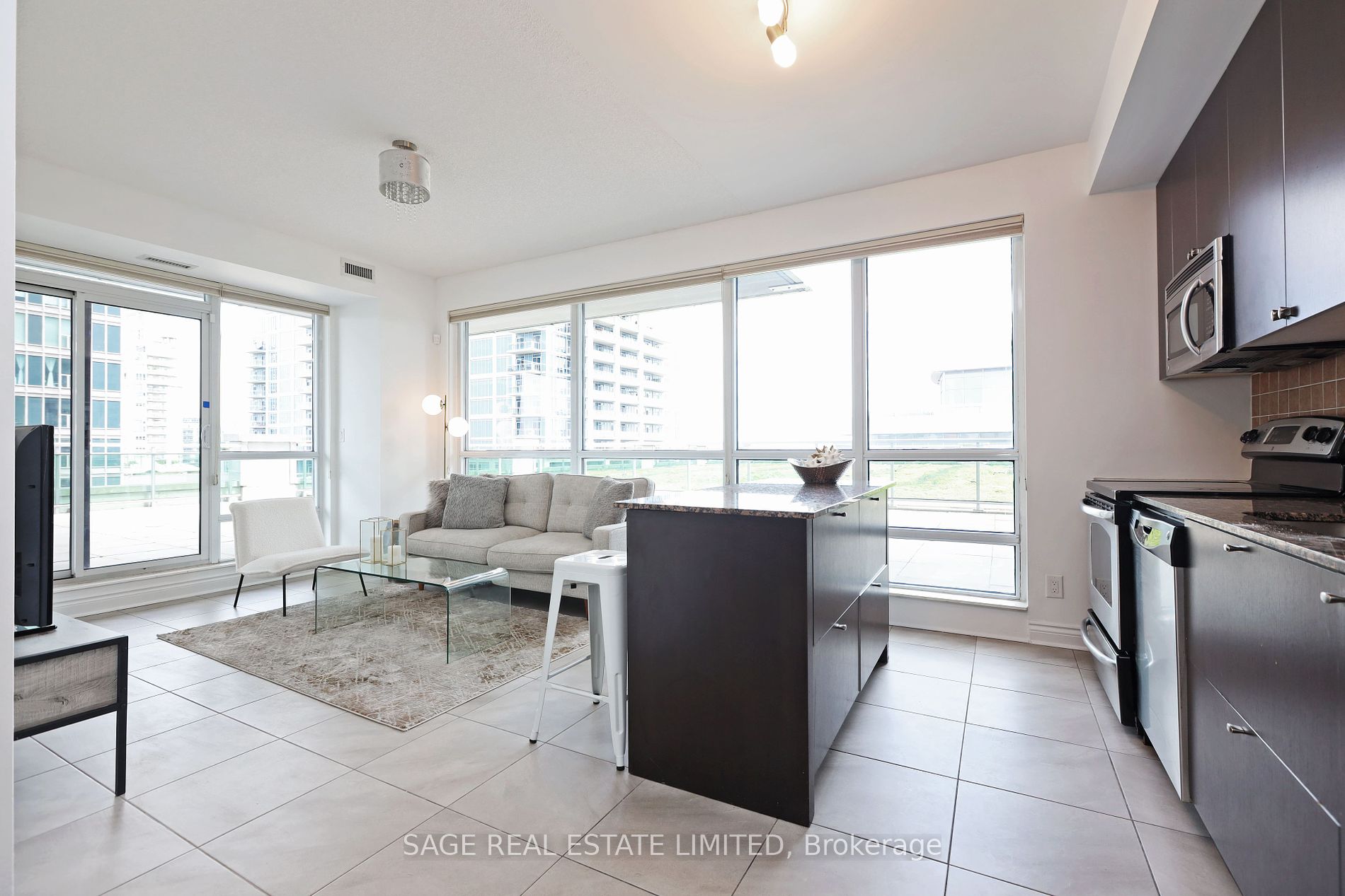16 Brookers Lane, #409