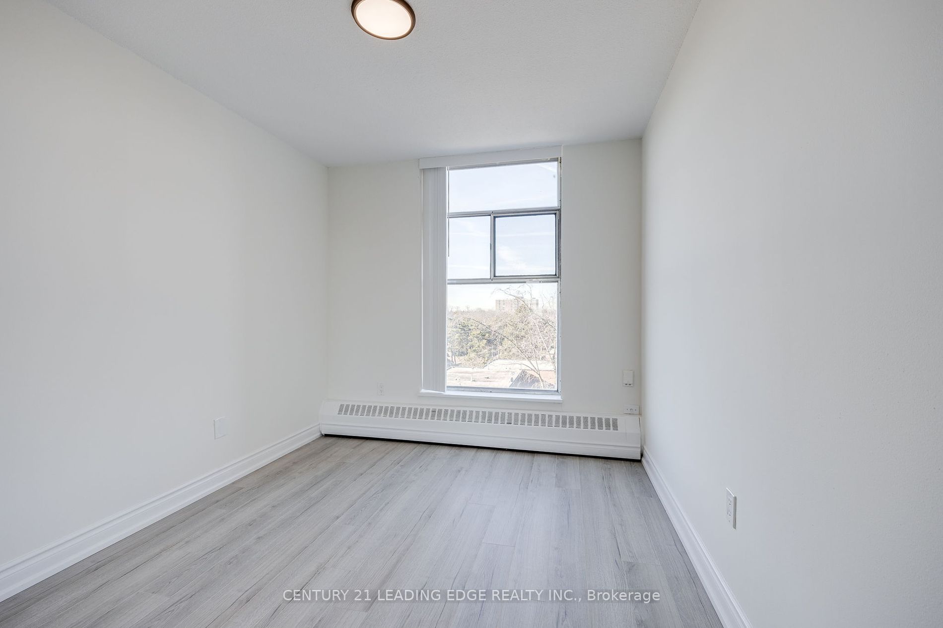 345 Driftwood Ave, #604