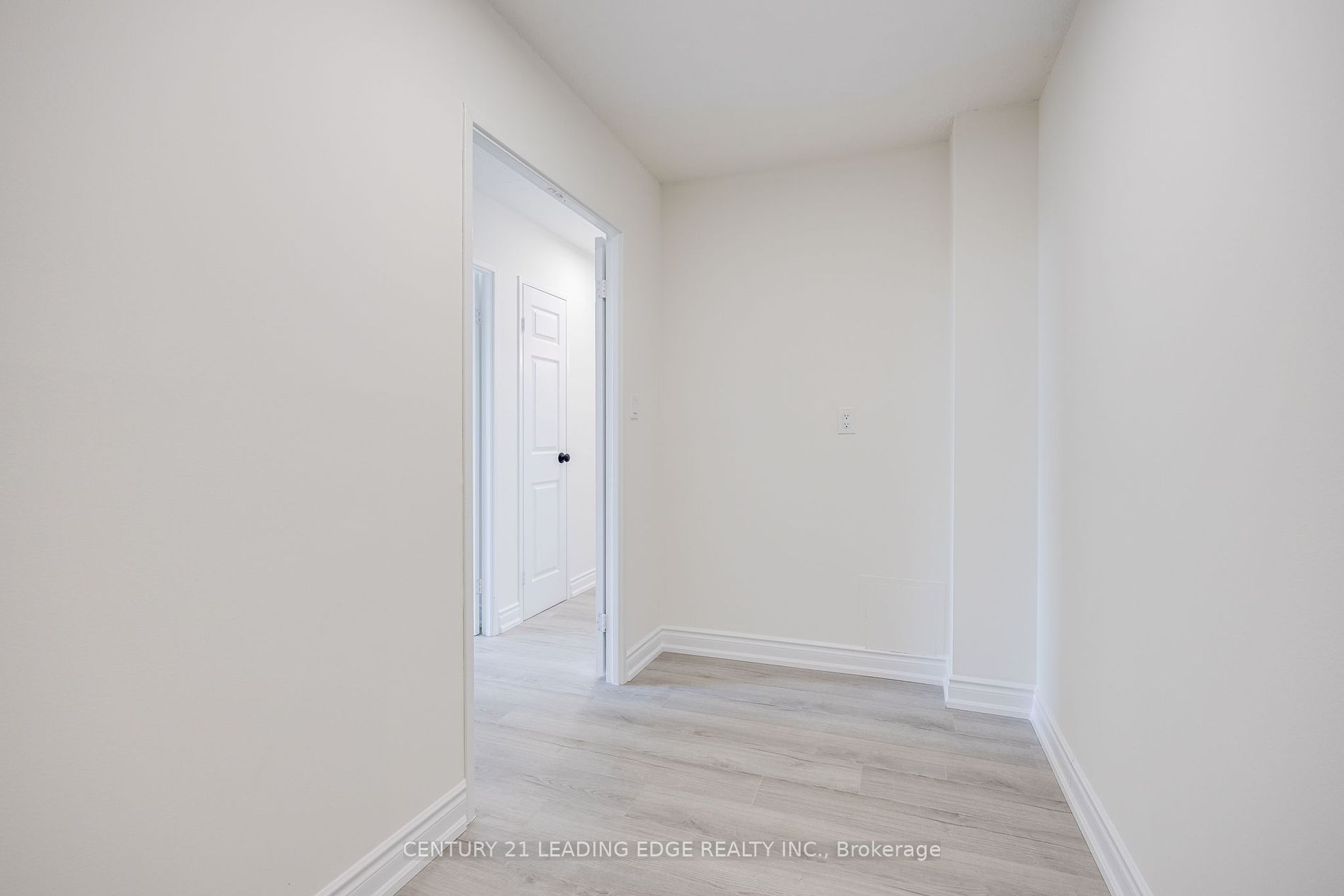 345 Driftwood Ave, #604