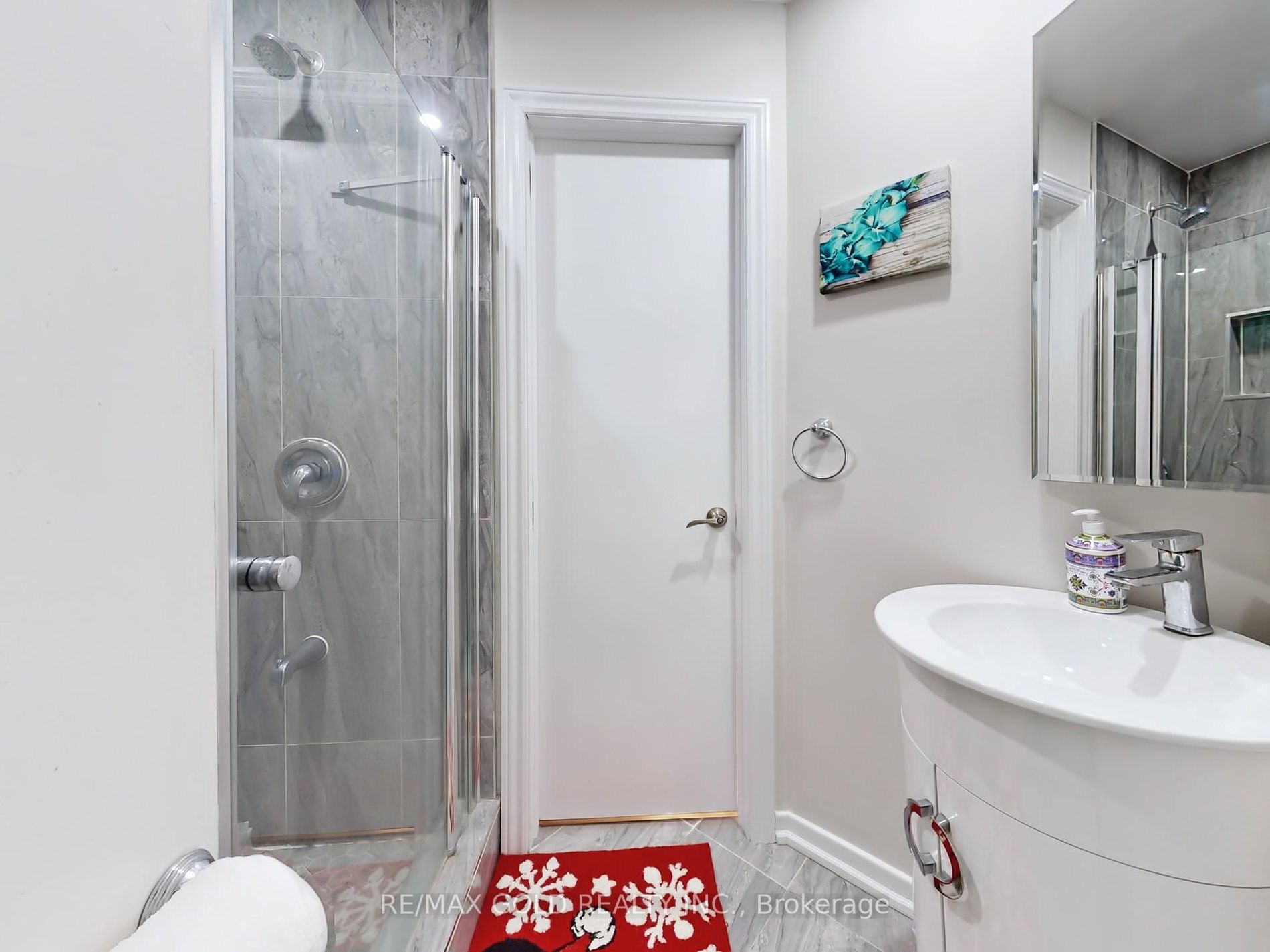 30 Longbourne Cres