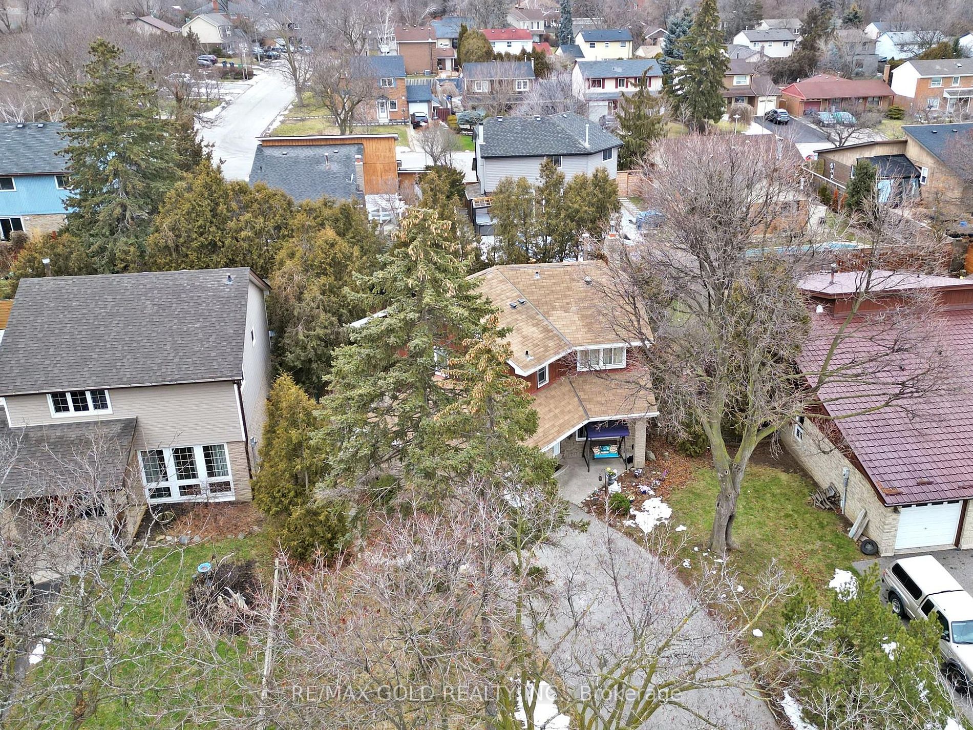 30 Longbourne Cres