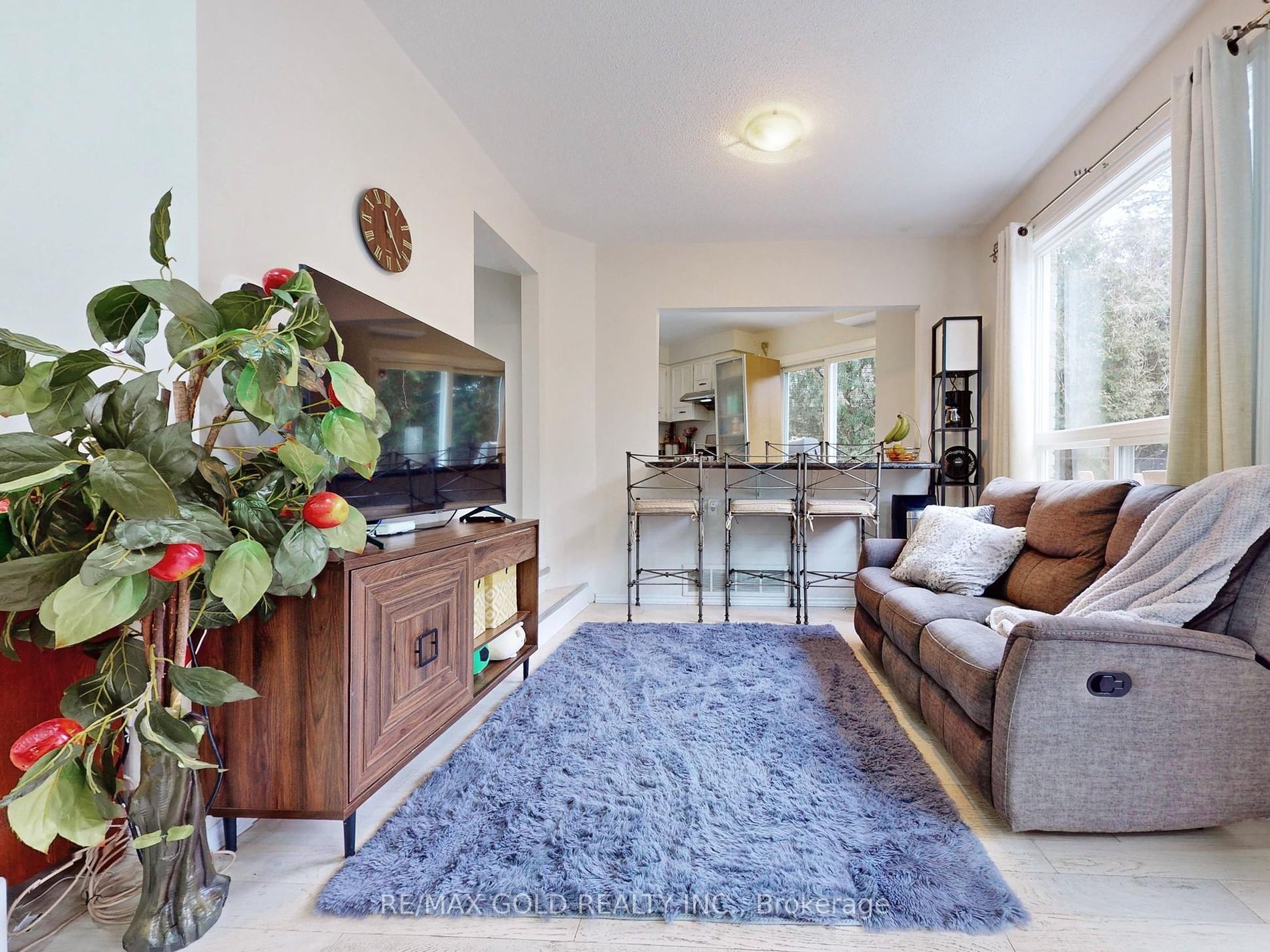 30 Longbourne Cres