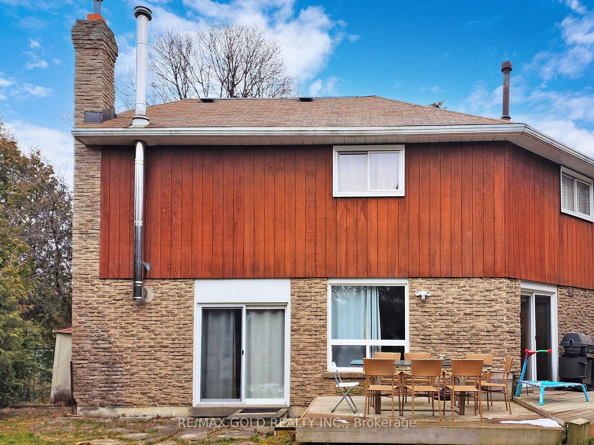 30 Longbourne Cres