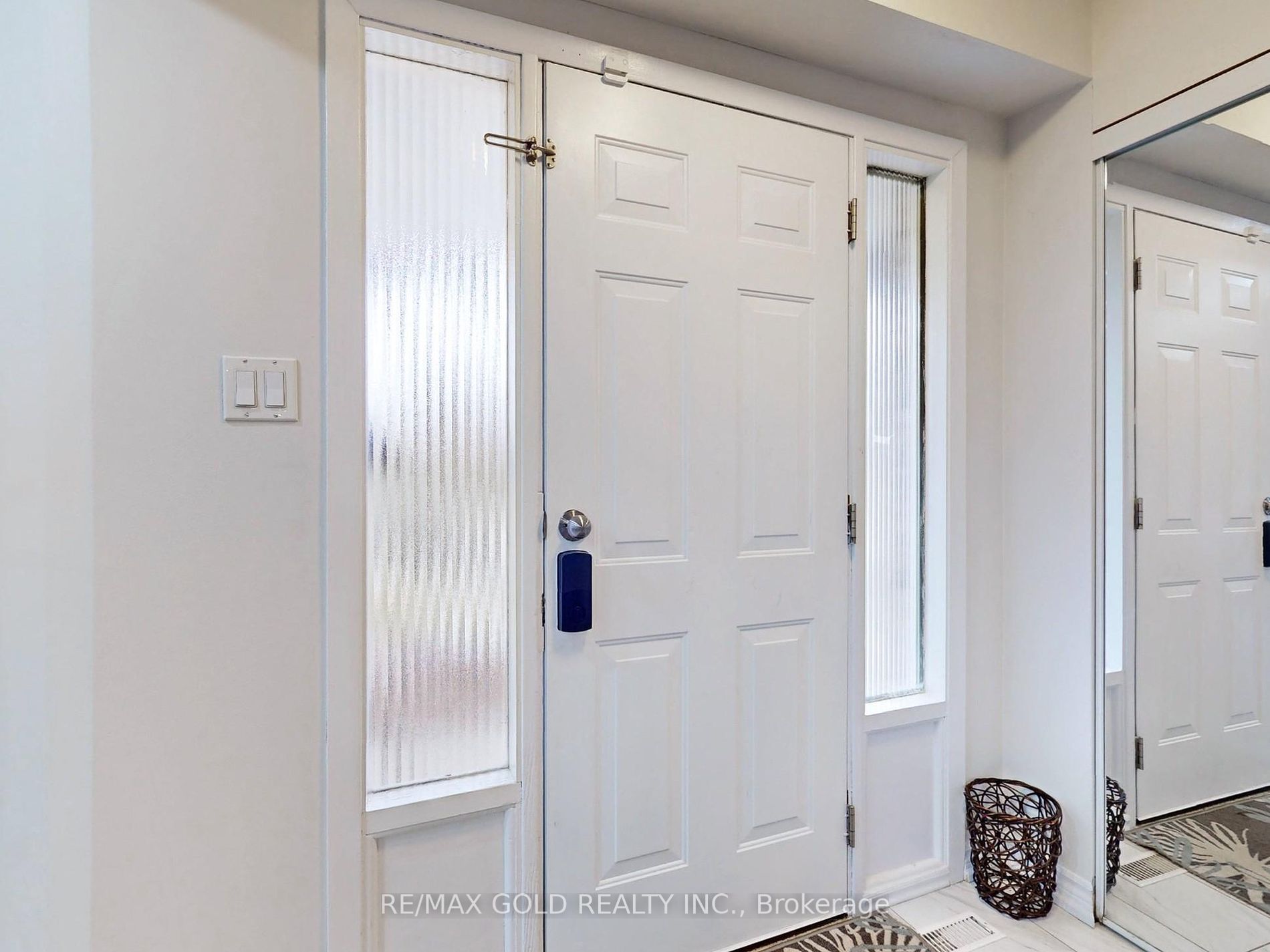 30 Longbourne Cres