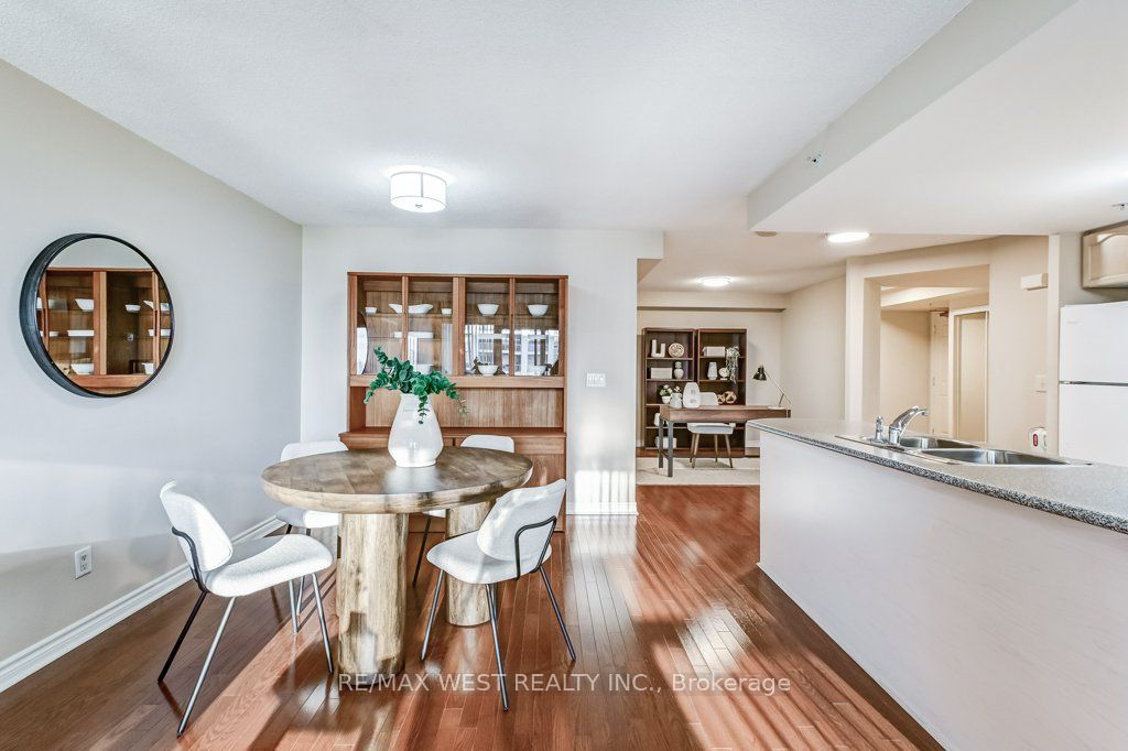 350 Princess Royal Dr, #1408