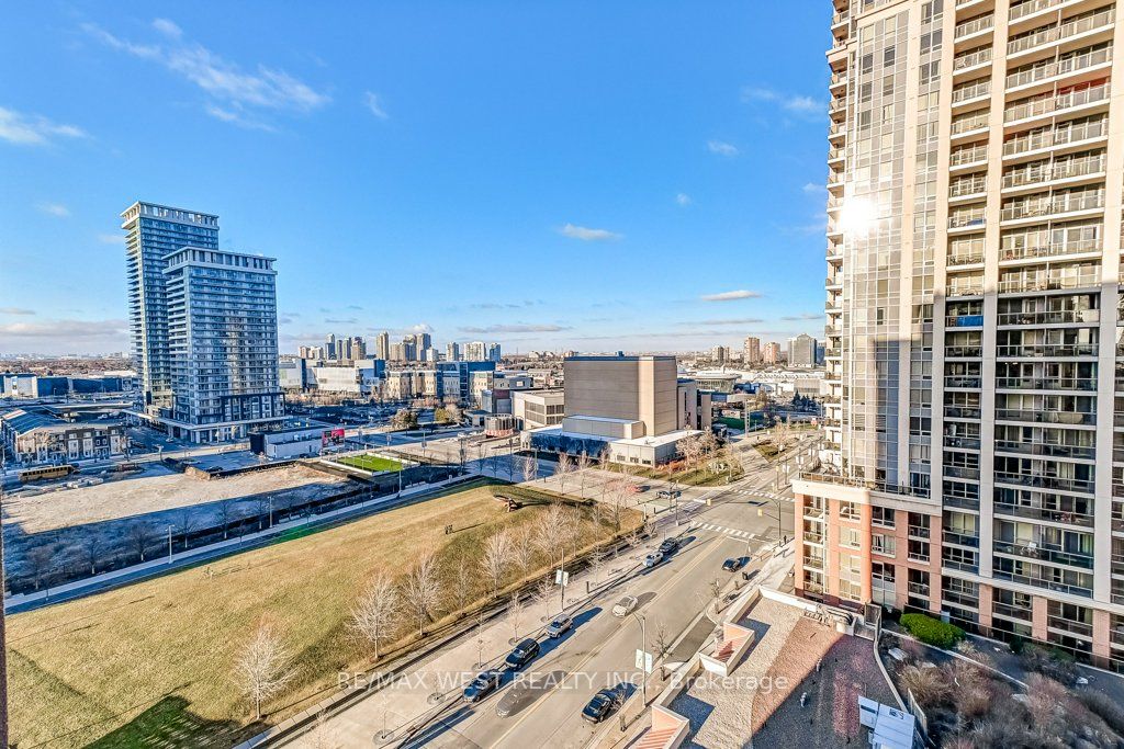 350 Princess Royal Dr, #1408