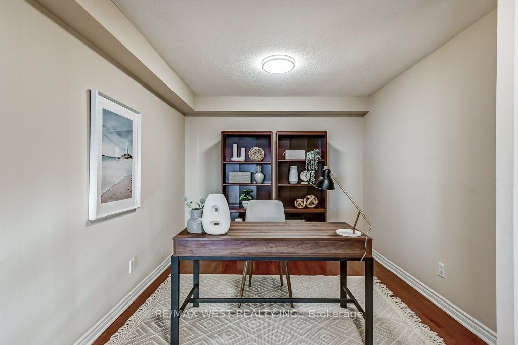 350 Princess Royal Dr, #1408