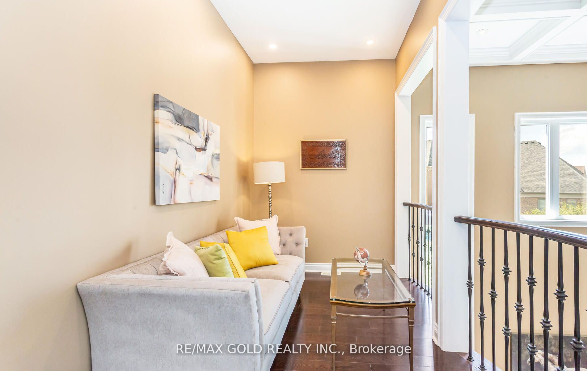 28 Ivanhoe Crt