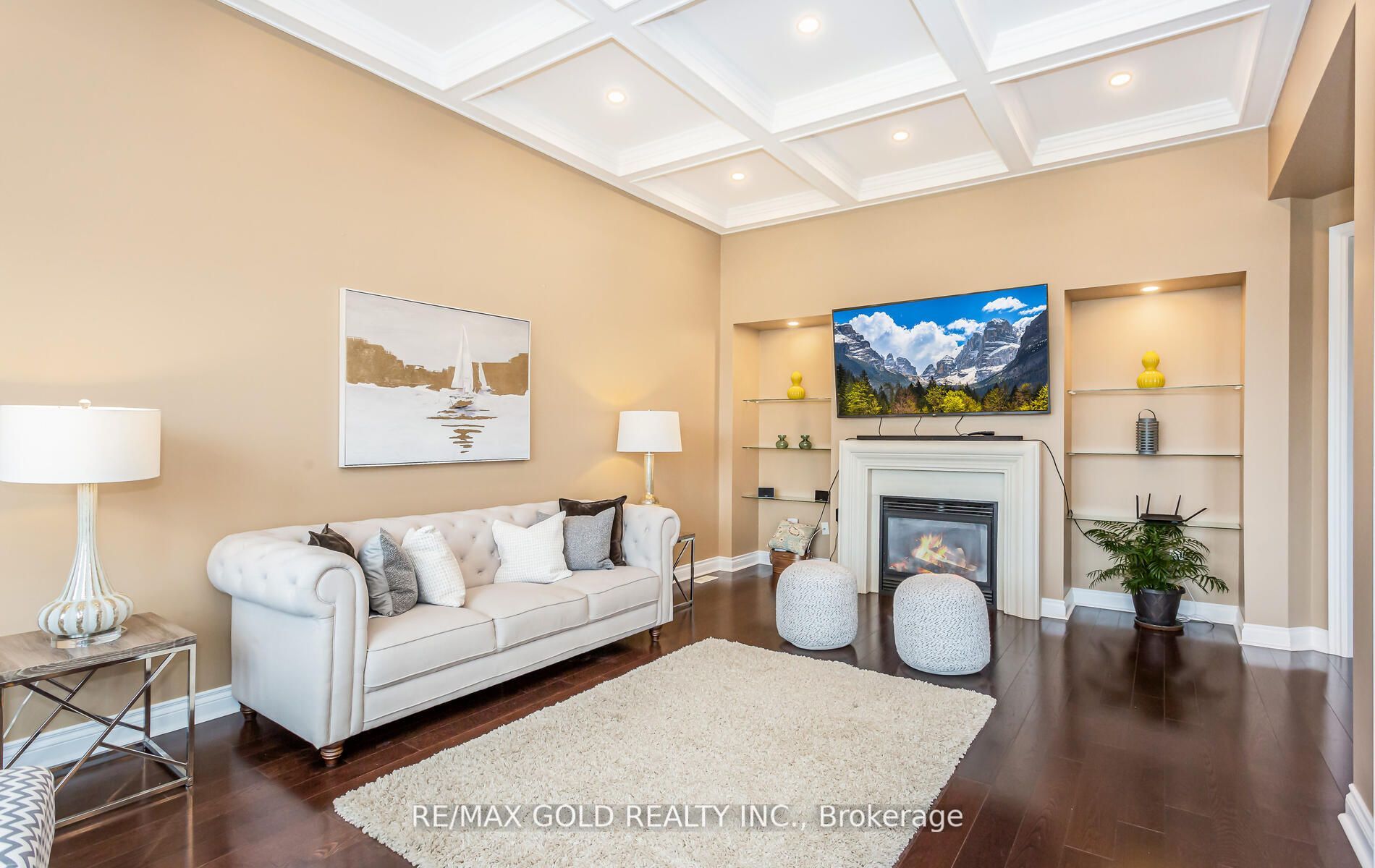 28 Ivanhoe Crt