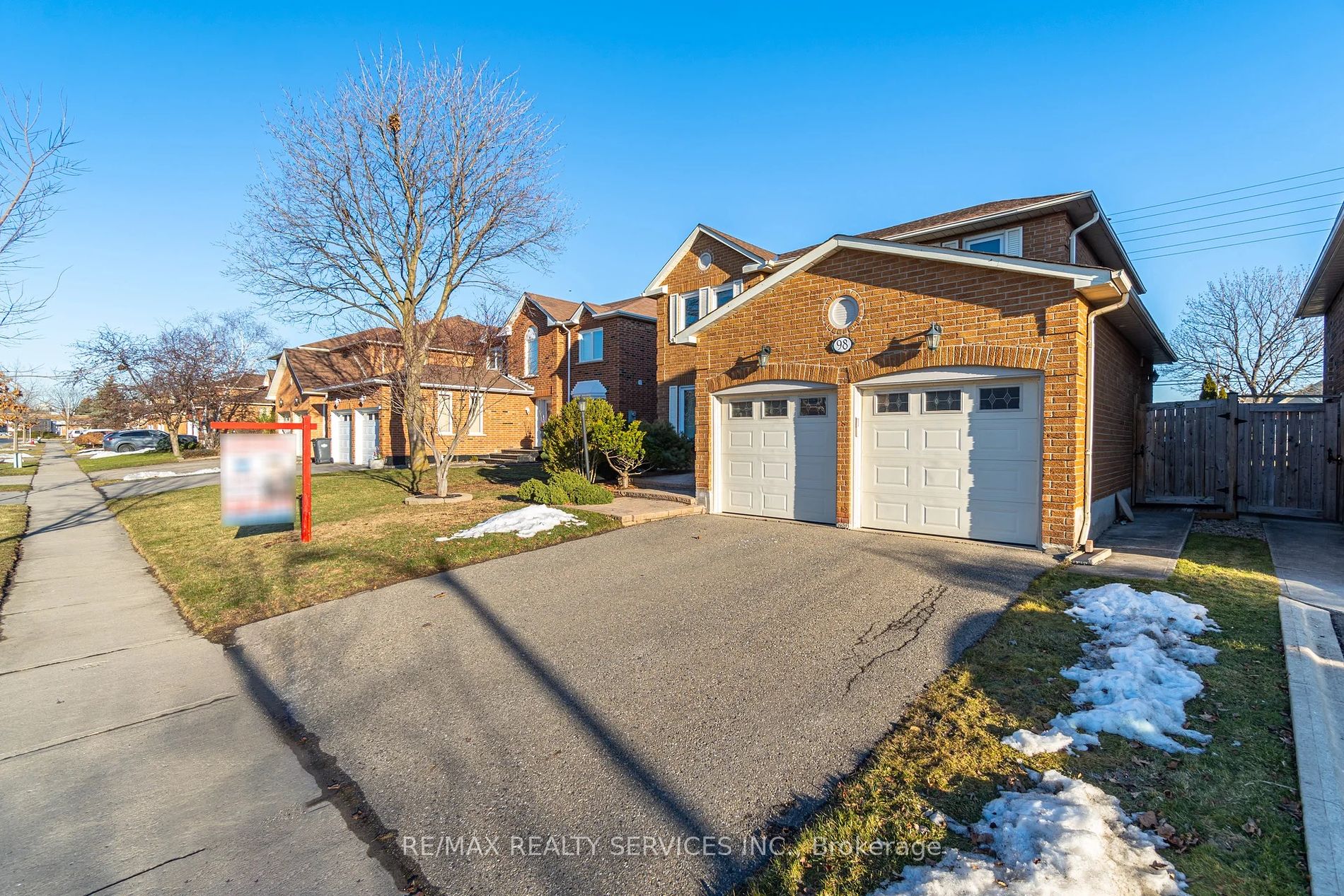 98 Corkett Dr