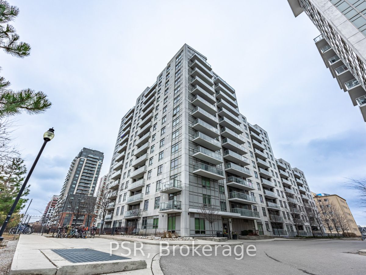 816 Lansdowne Avenue #424