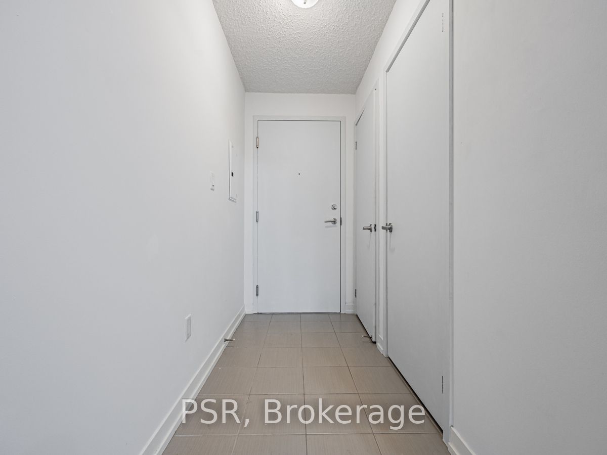 816 Lansdowne Avenue #424