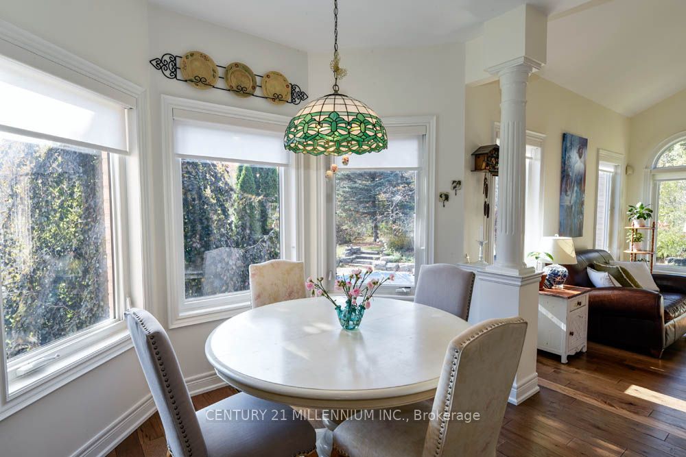 6 Inglenook Court