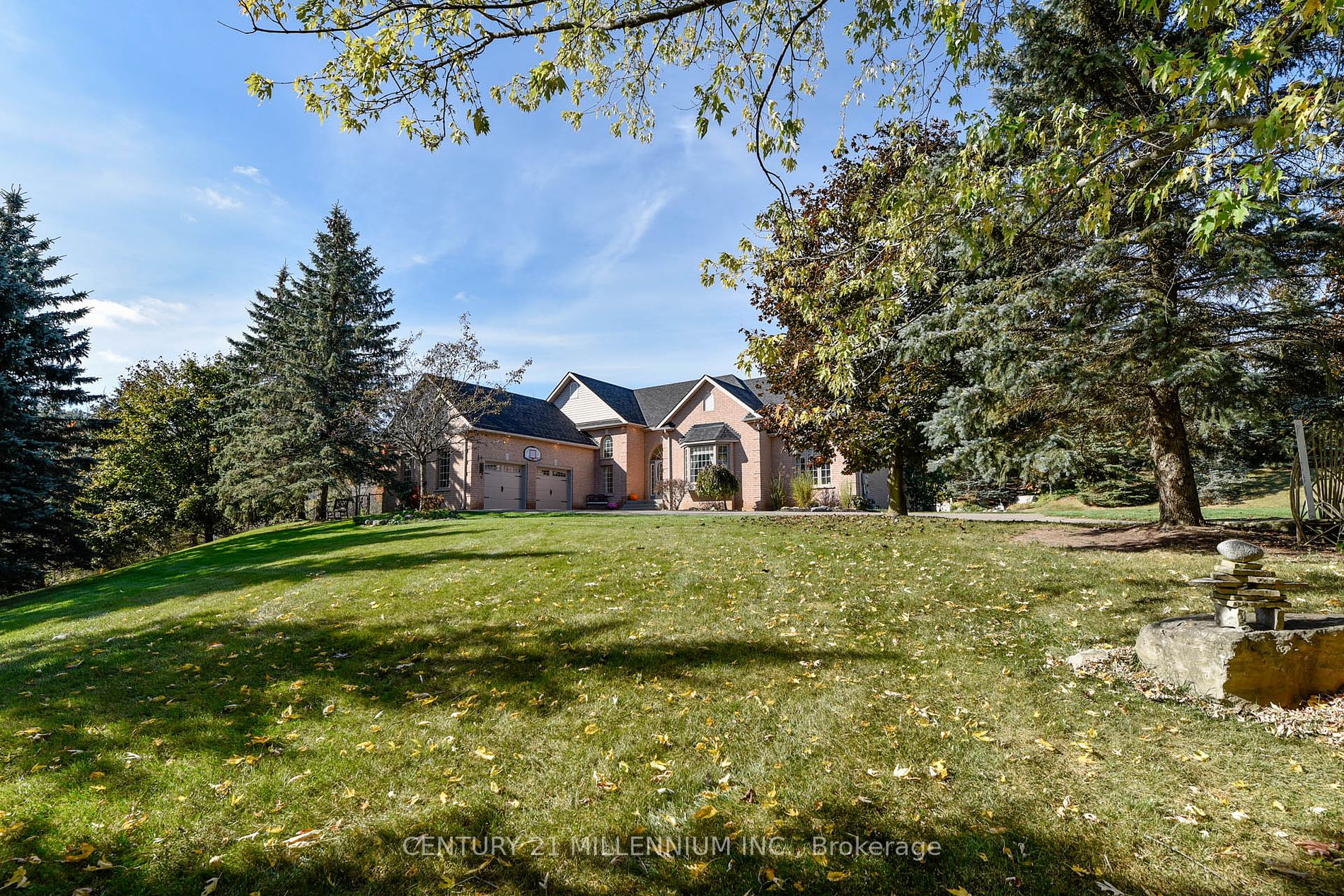 6 Inglenook Court