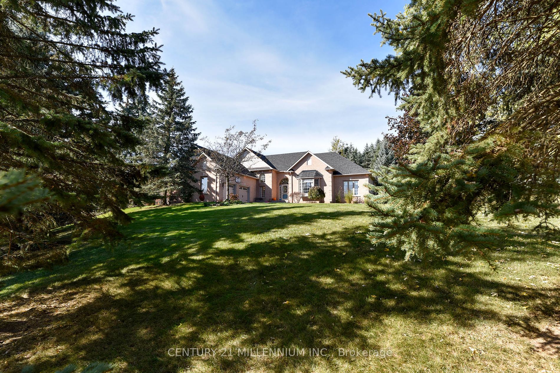 6 Inglenook Court