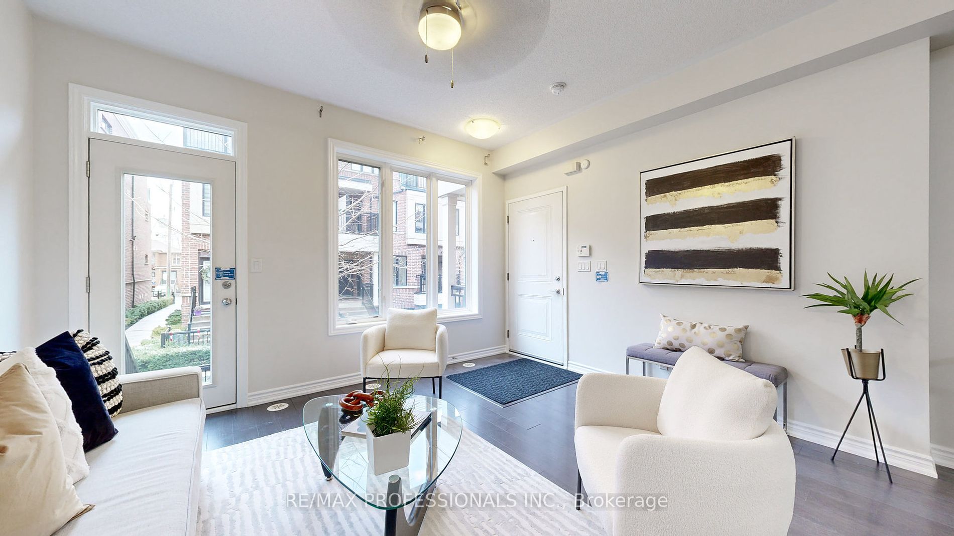 20 Carnation Avenue, #48