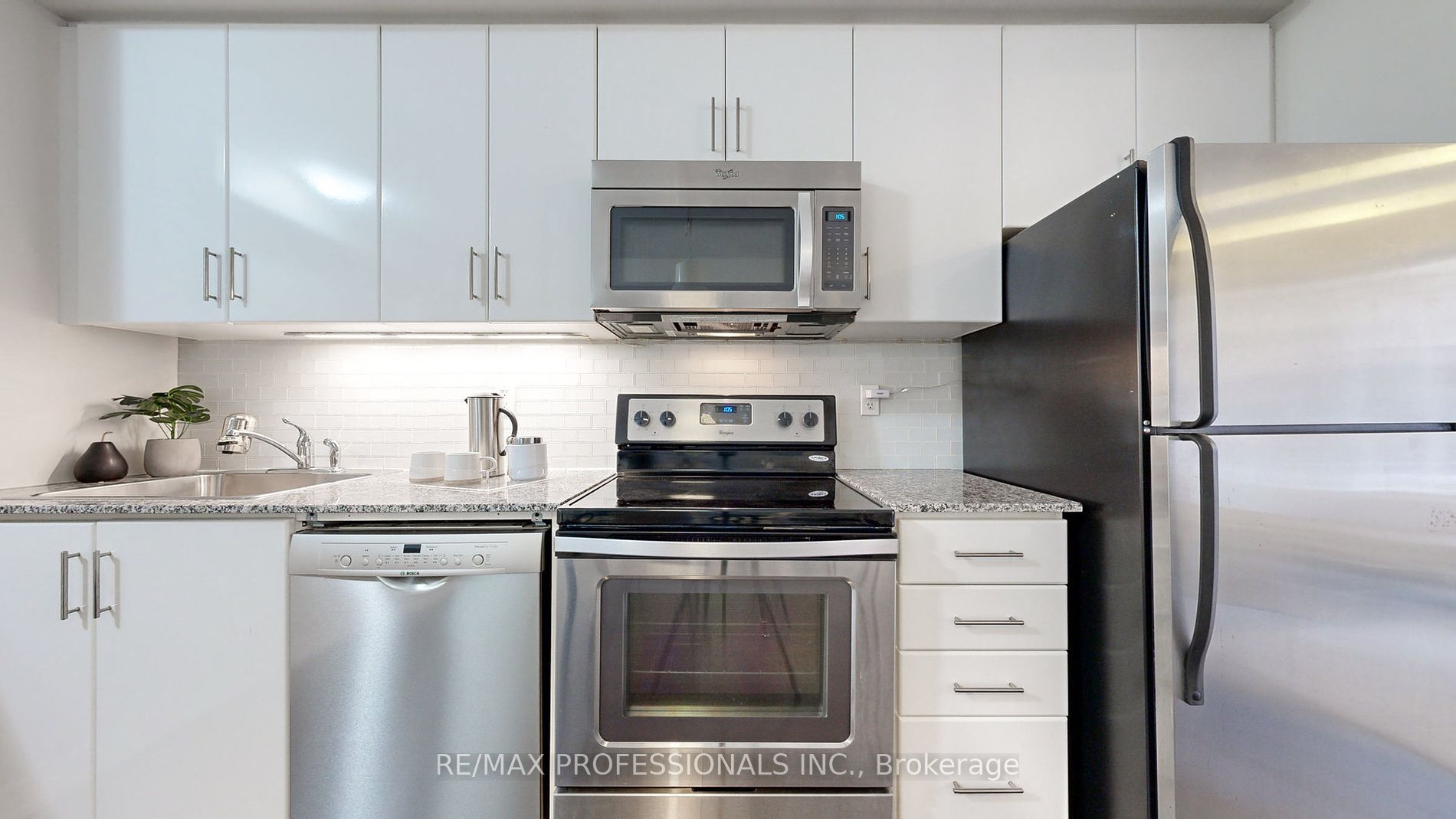 20 Carnation Avenue, #48