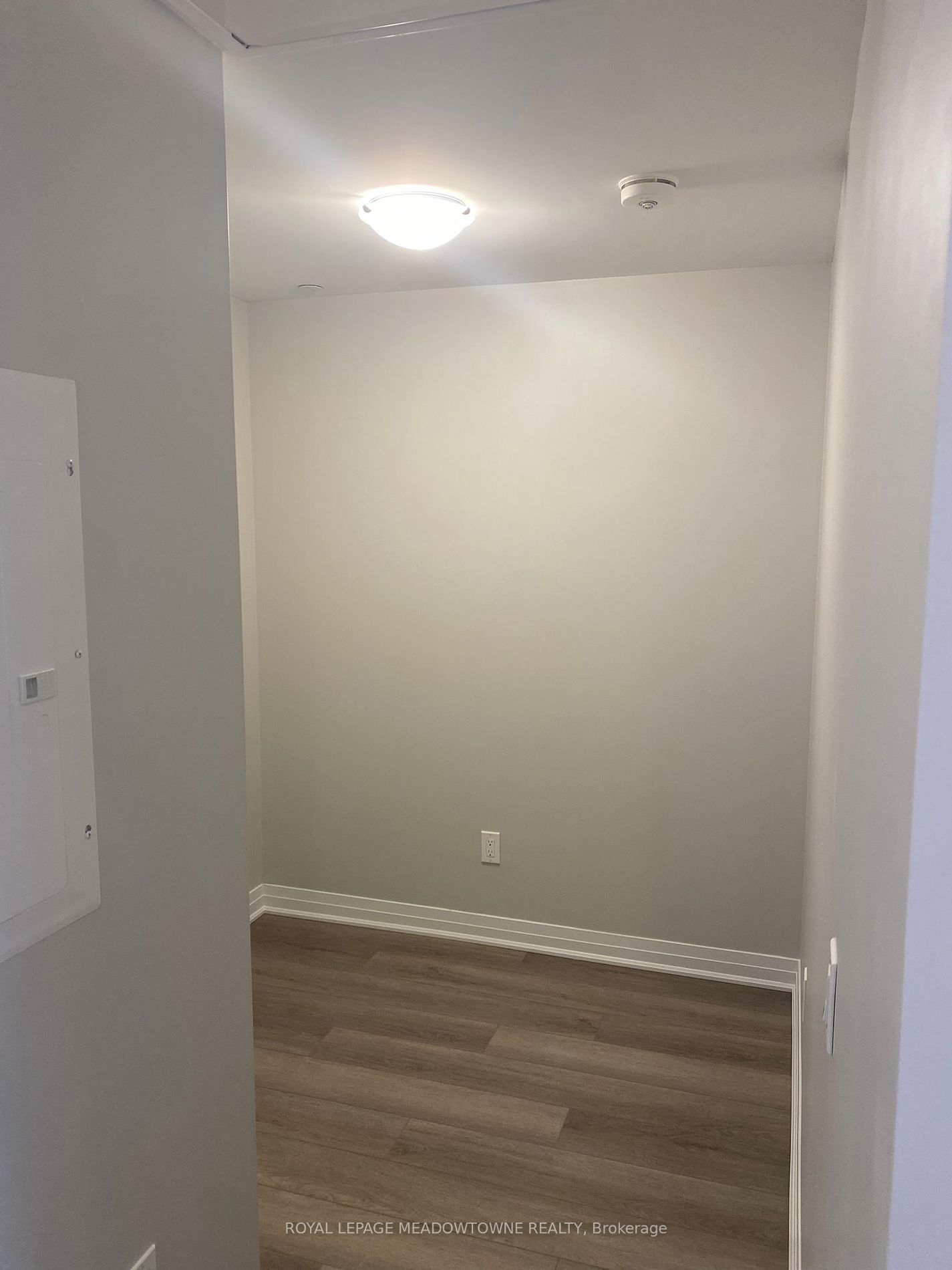 470 Gordon Krantz Ave, #517