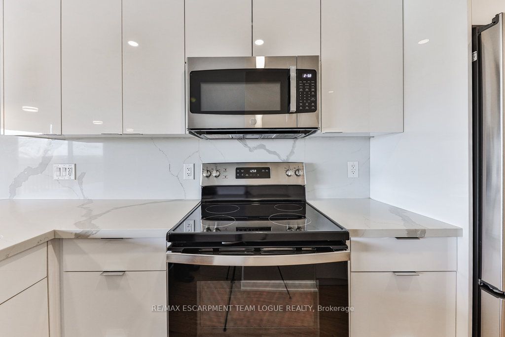 125 Forsythe Street, #1201