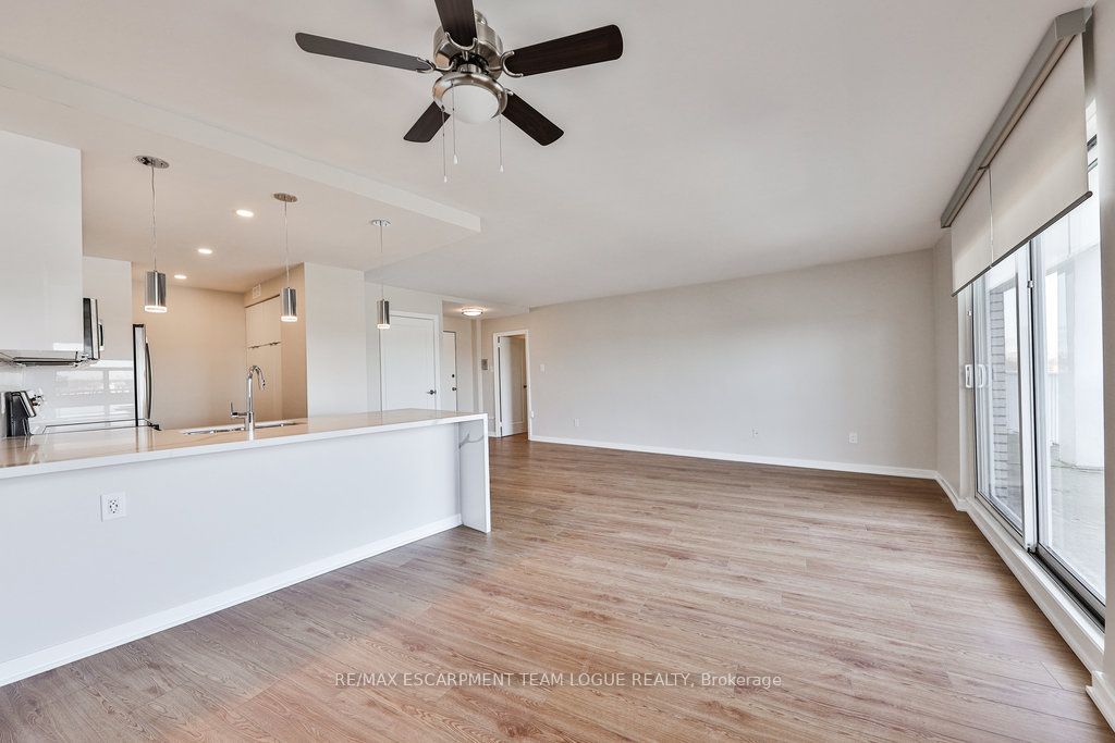 125 Forsythe Street, #1201