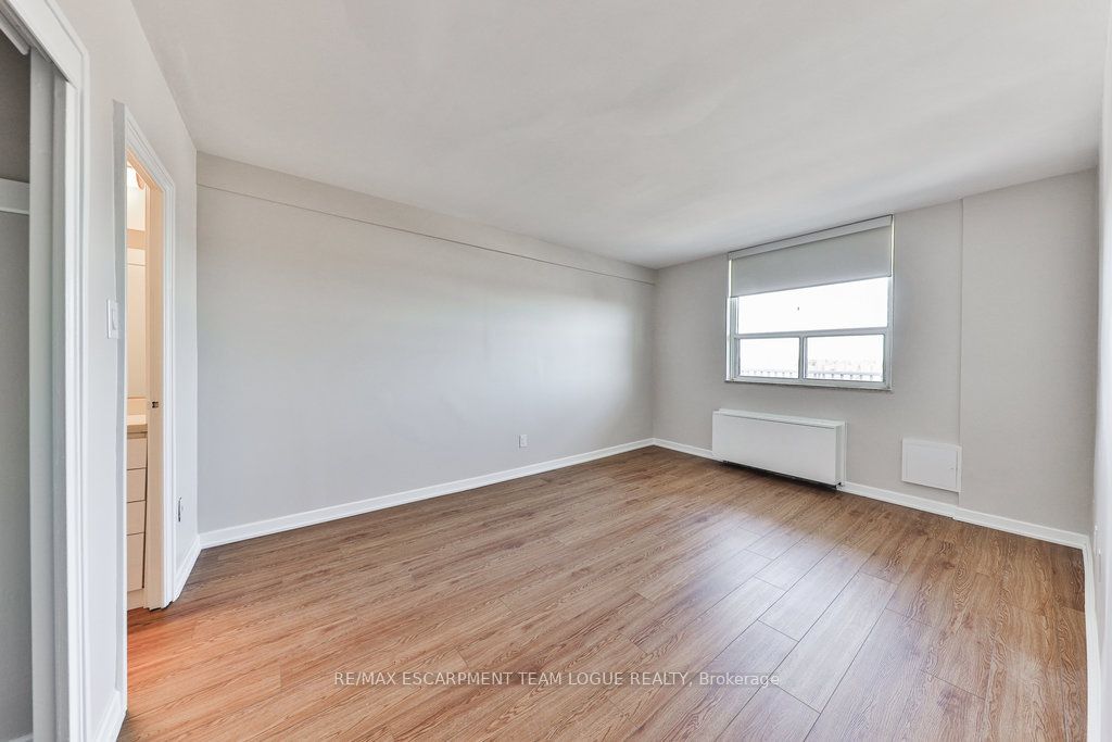 125 Forsythe Street, #1201