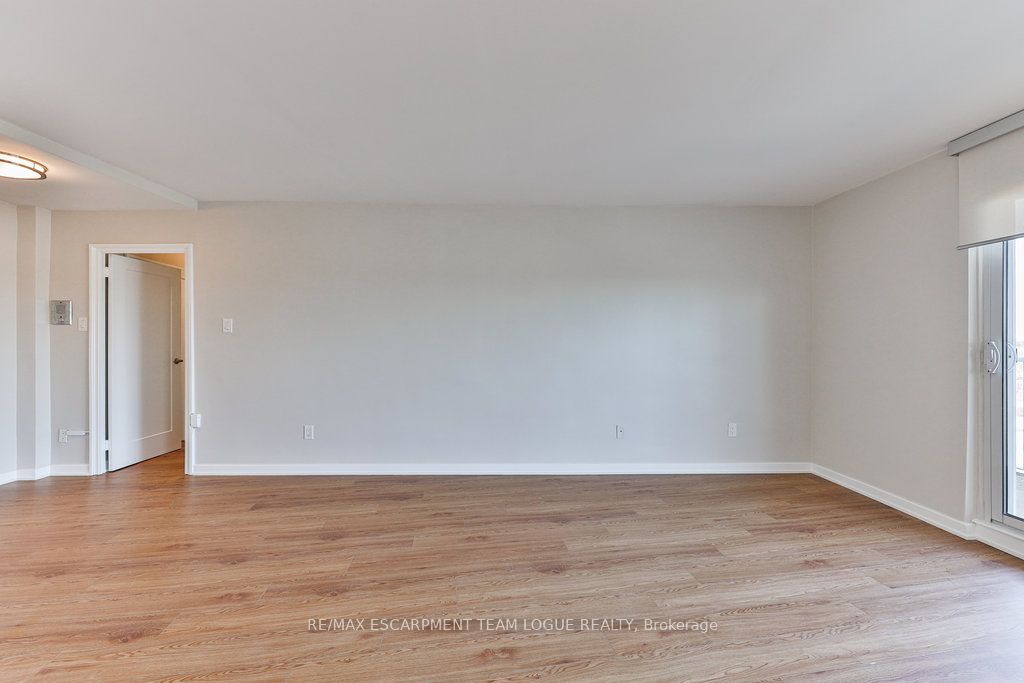 125 Forsythe Street, #1201