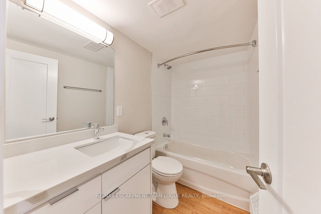 125 Forsythe Street, #1201