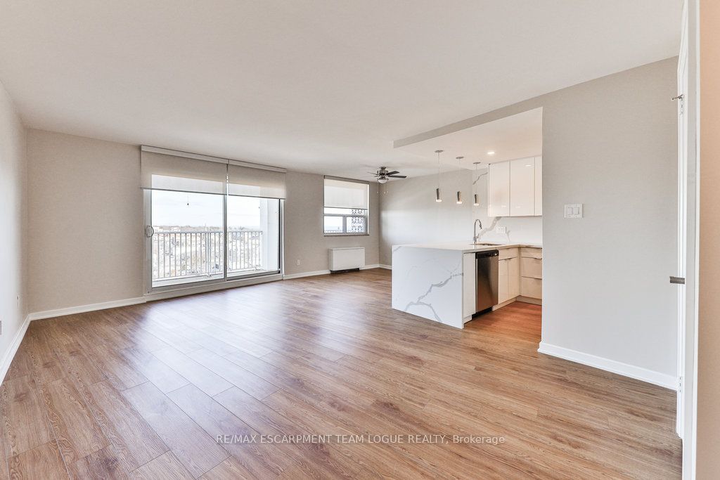 125 Forsythe Street, #1201