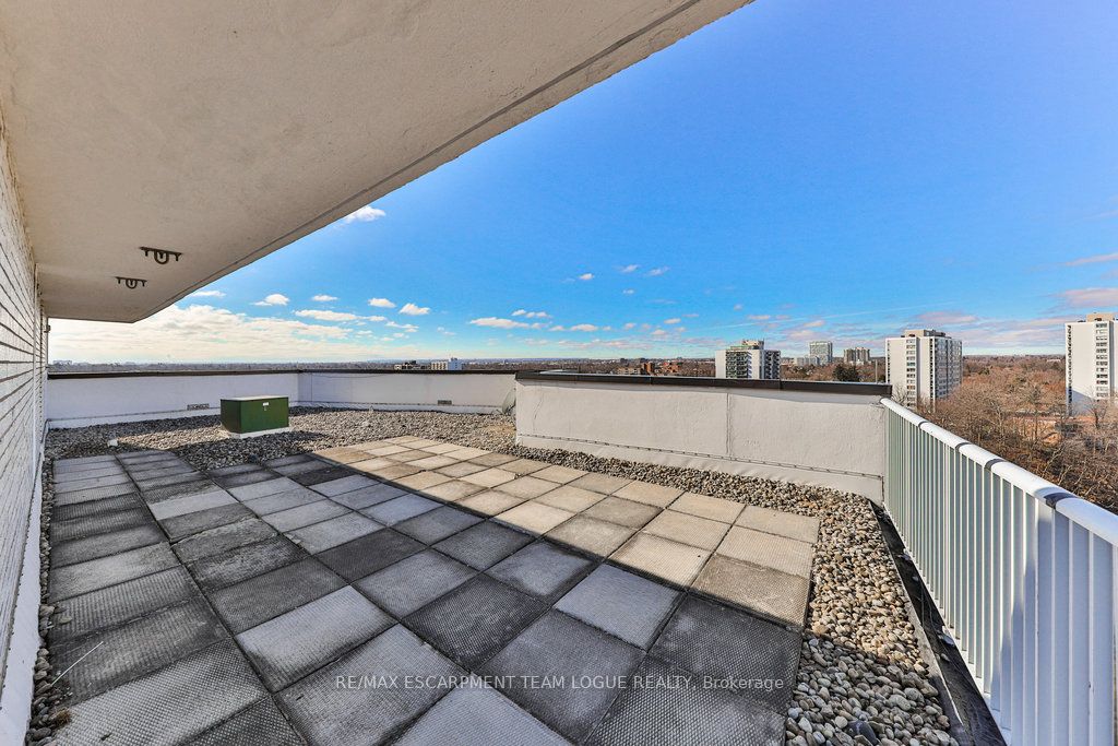 125 Forsythe Street, #1201