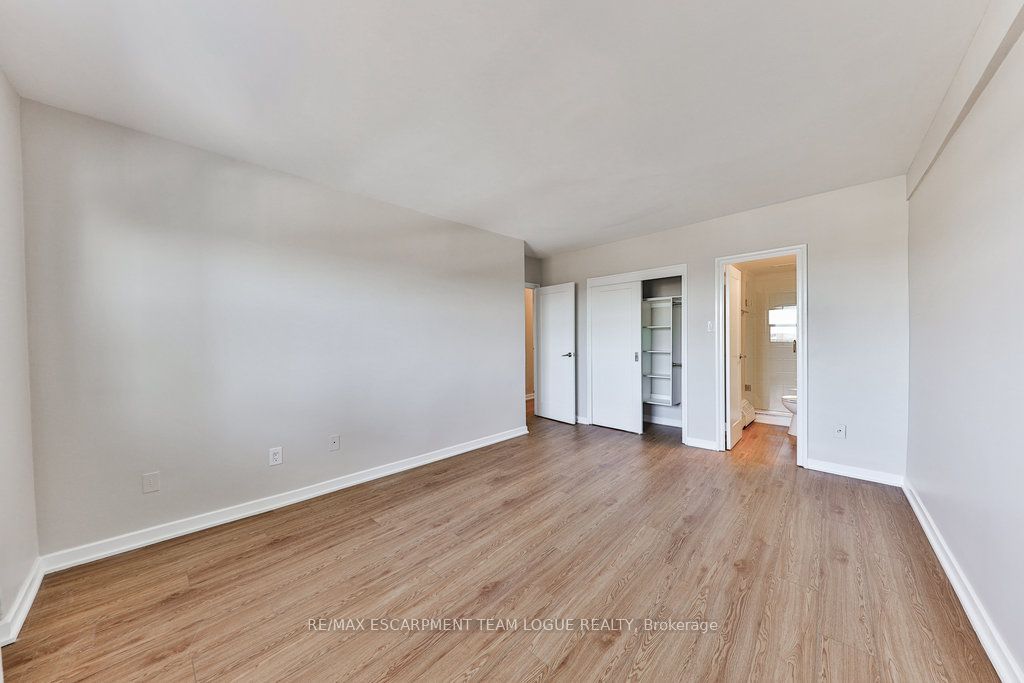 125 Forsythe Street, #1201