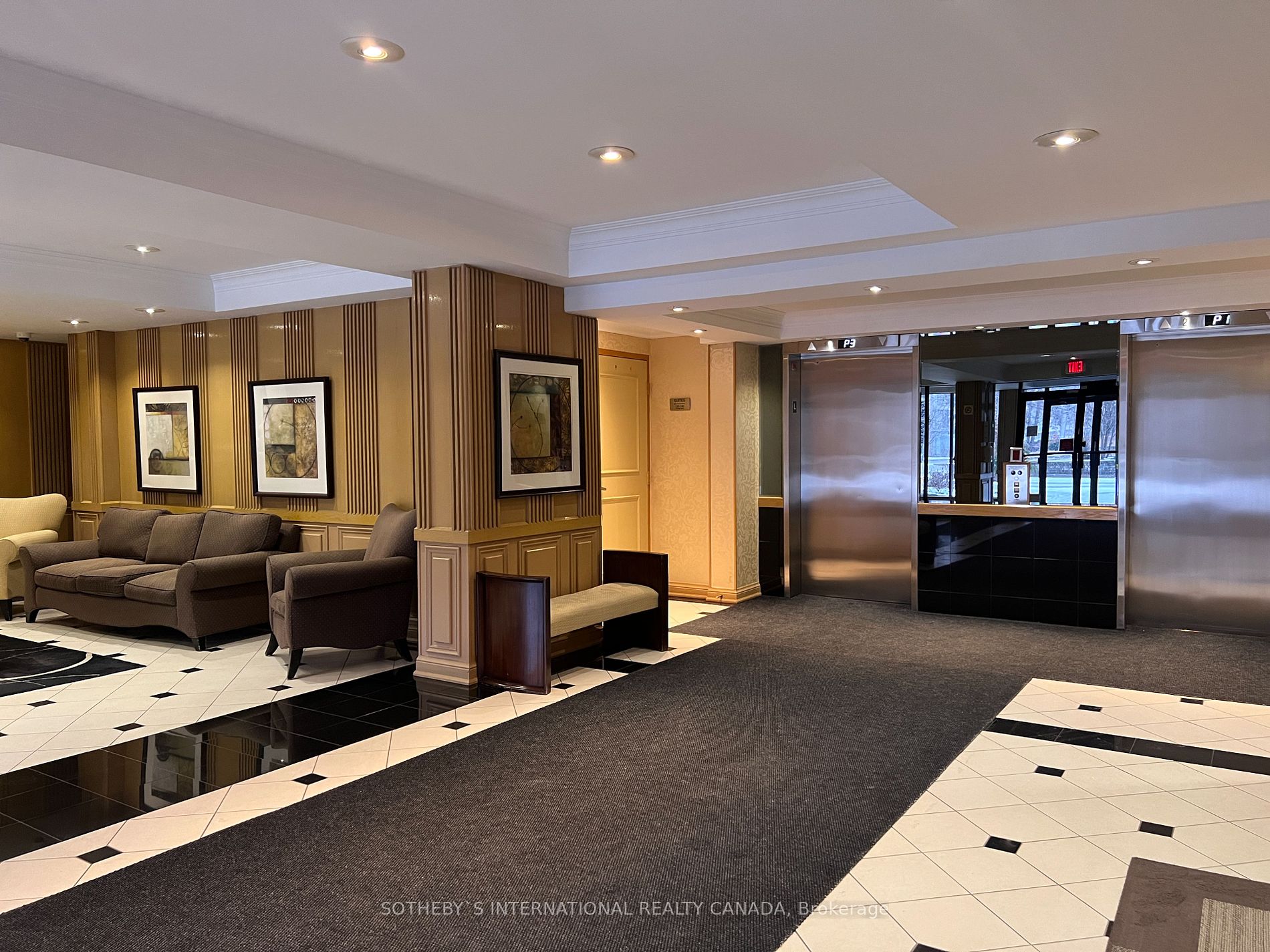 22 Southport St, #525