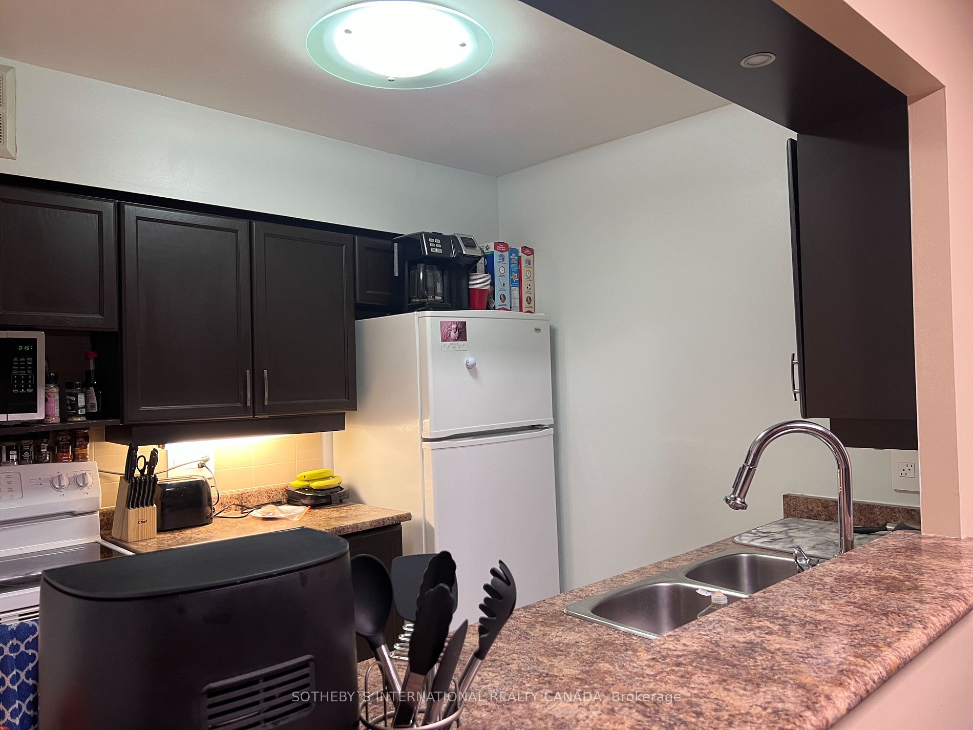 22 Southport St, #525
