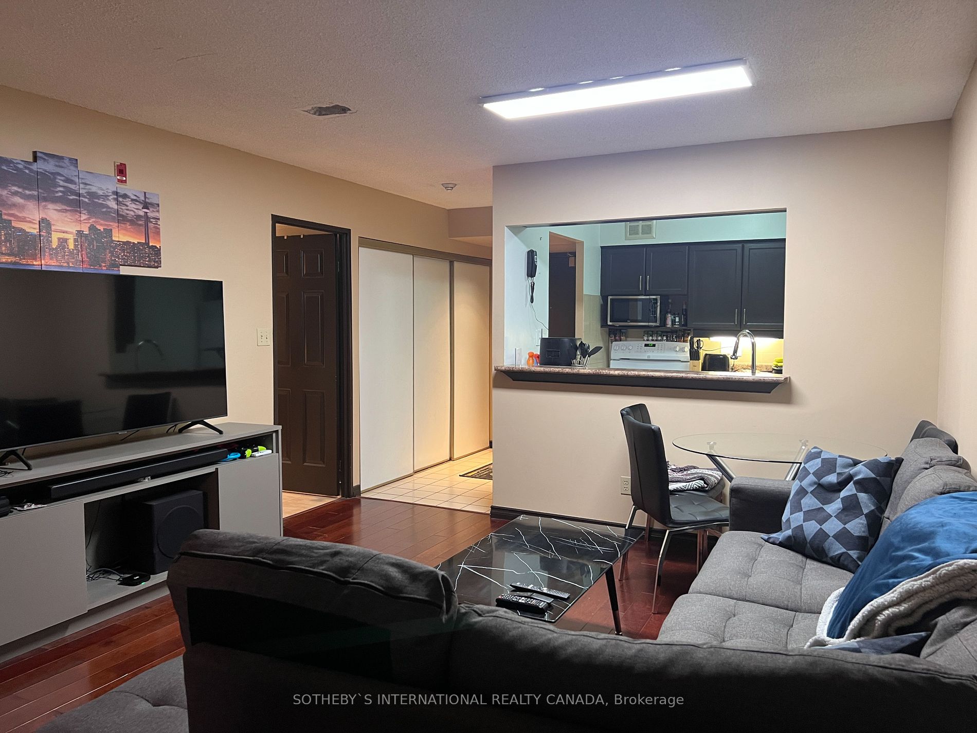 22 Southport St, #525