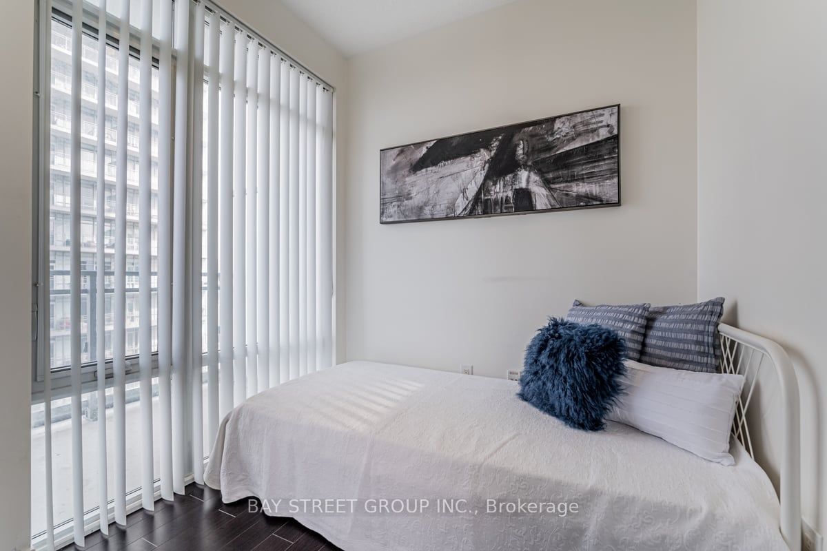 365 Prince Of Wales Dr, #1308