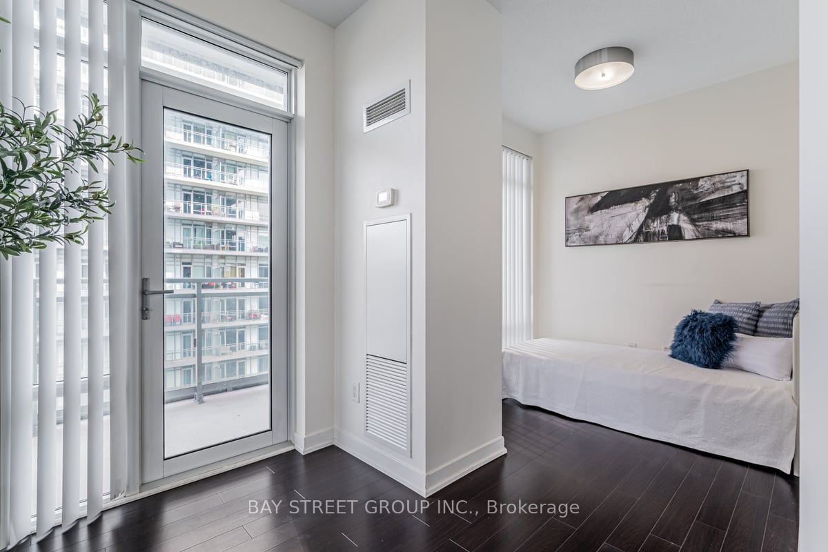 365 Prince Of Wales Dr, #1308