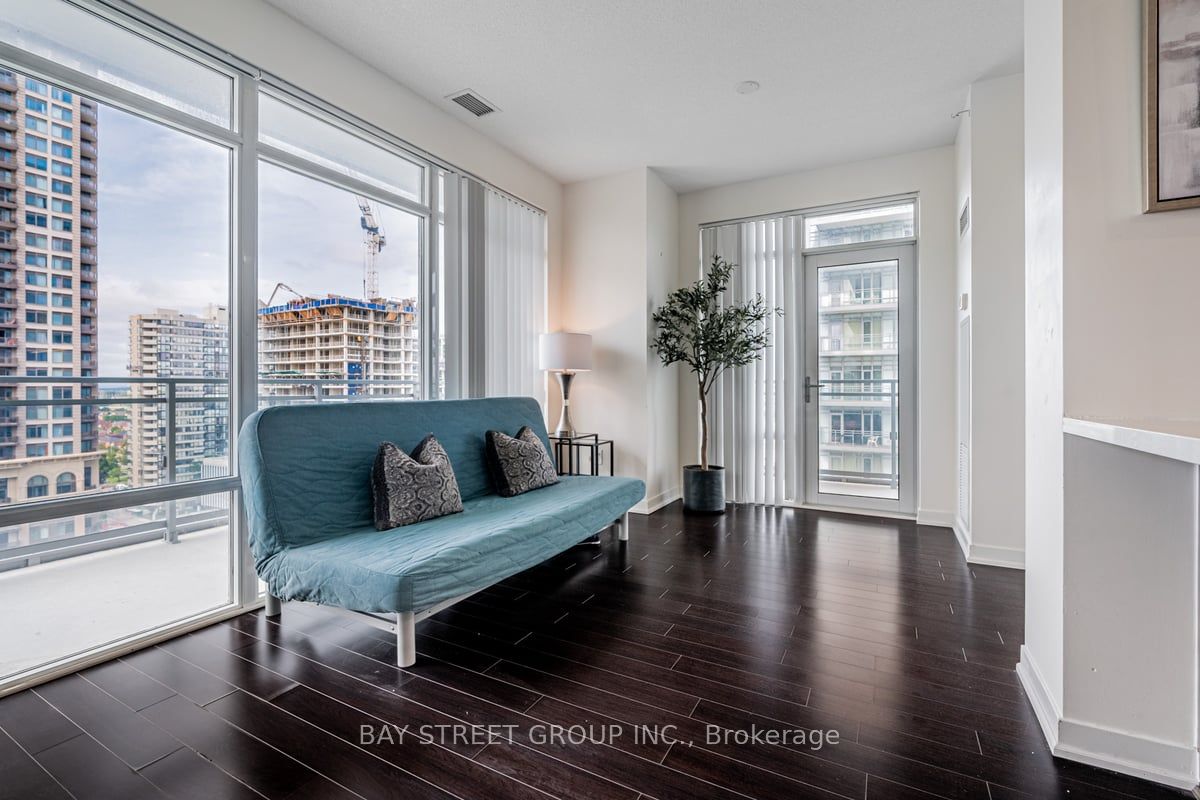 365 Prince Of Wales Dr, #1308