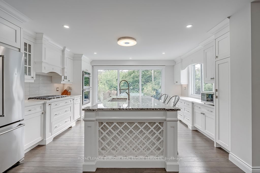 3140 Clairmont Court