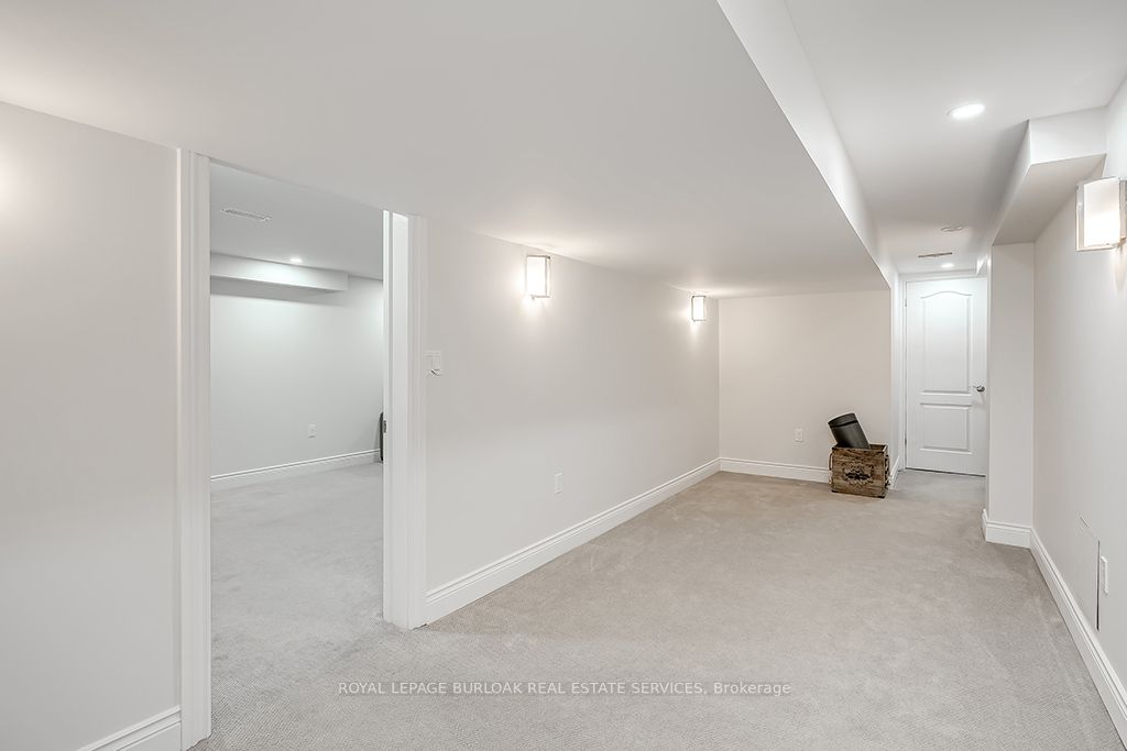 3140 Clairmont Court