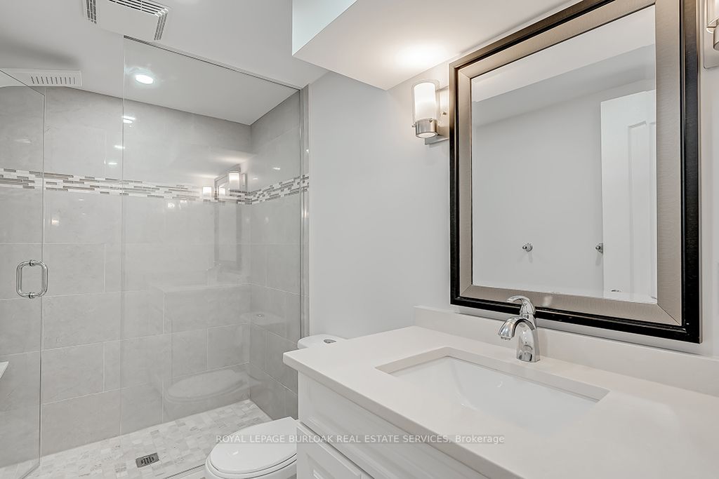 3140 Clairmont Court
