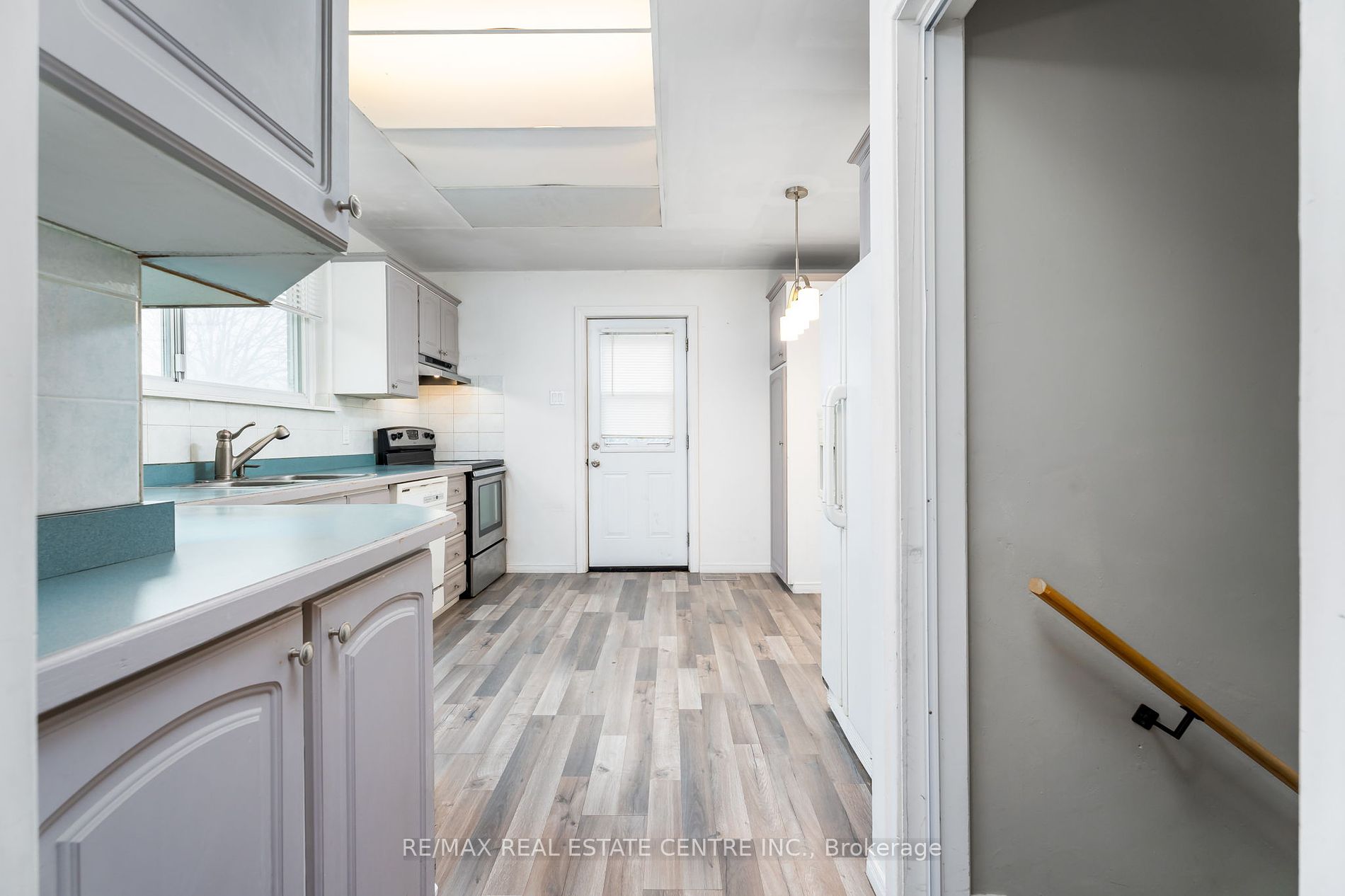 76 Raylawn Cres