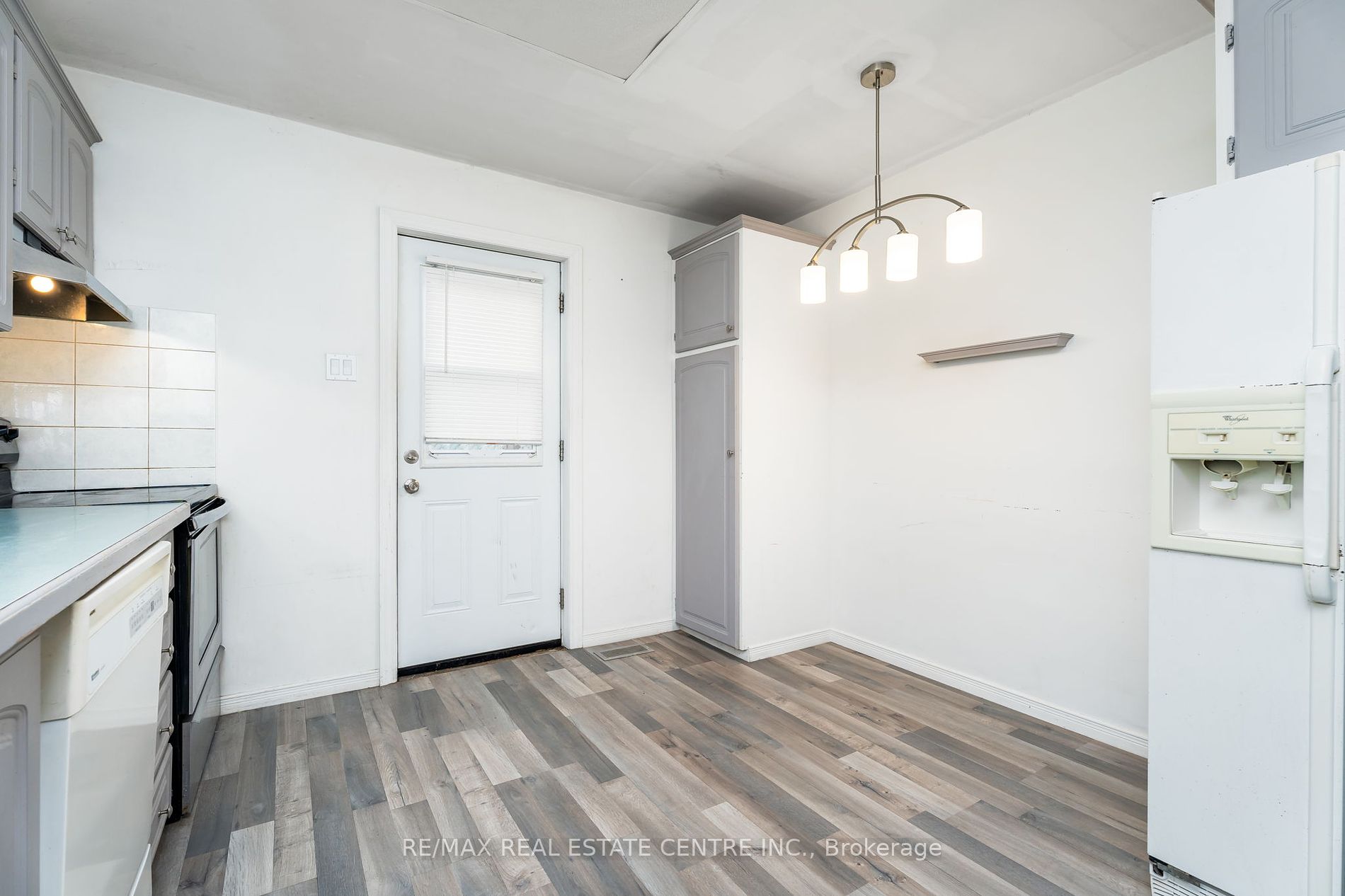 76 Raylawn Cres